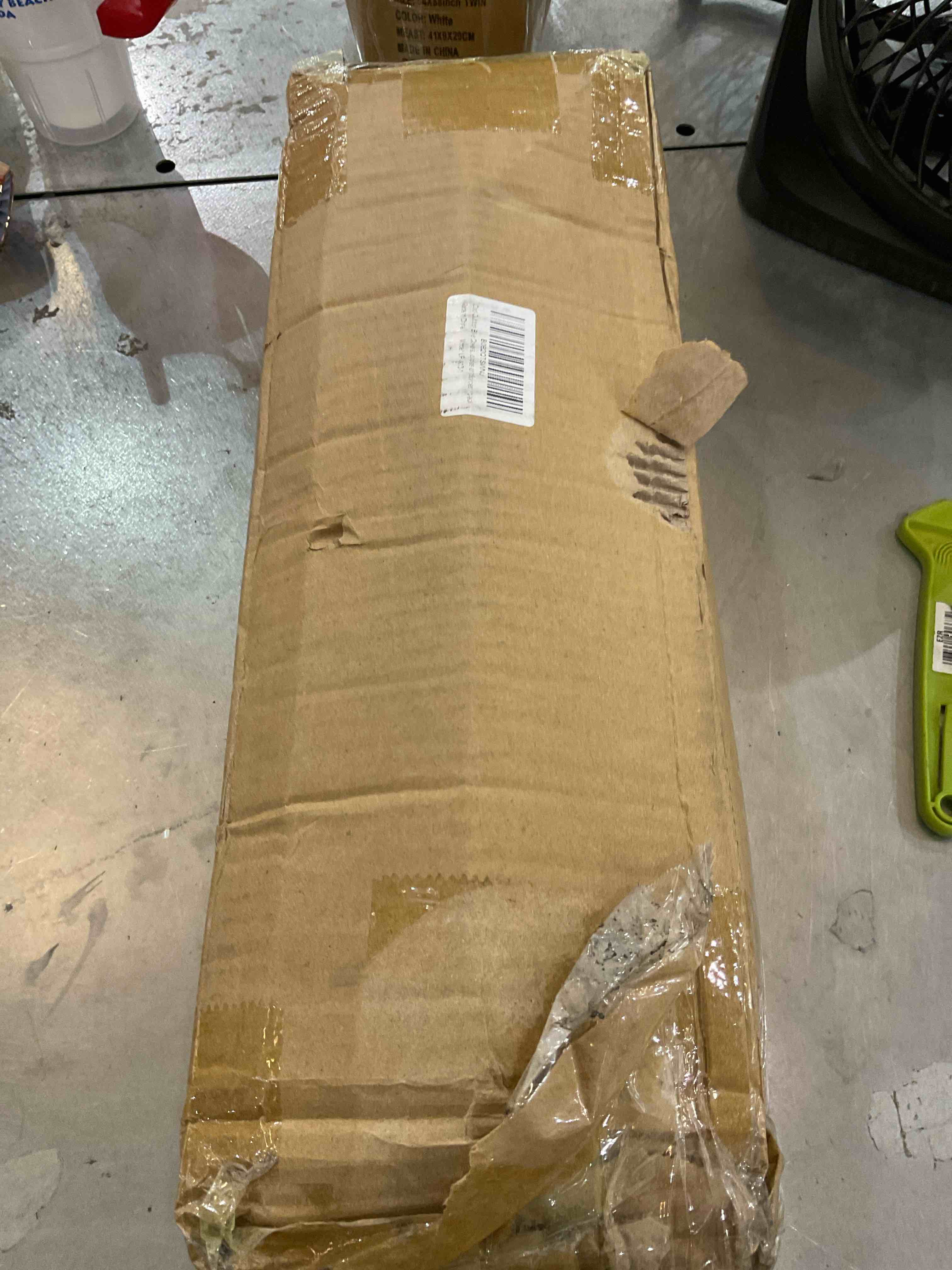 https://s3.amazonaws.com/lotting-images-prod/bidfta/EXS00634959_1695236917814.jpeg