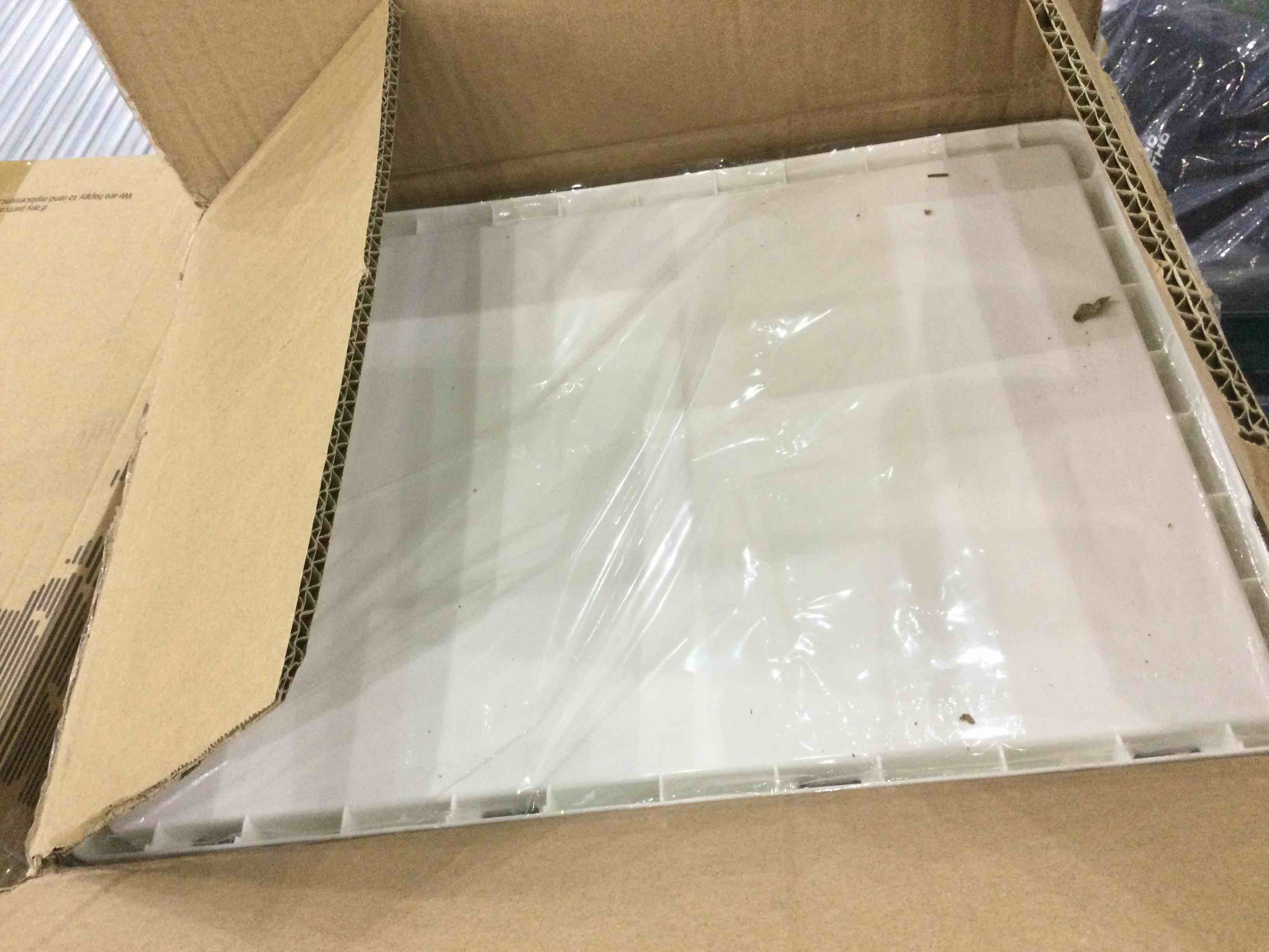 https://s3.amazonaws.com/lotting-images-prod/bidfta/EXS00635480_1695035918452.jpeg
