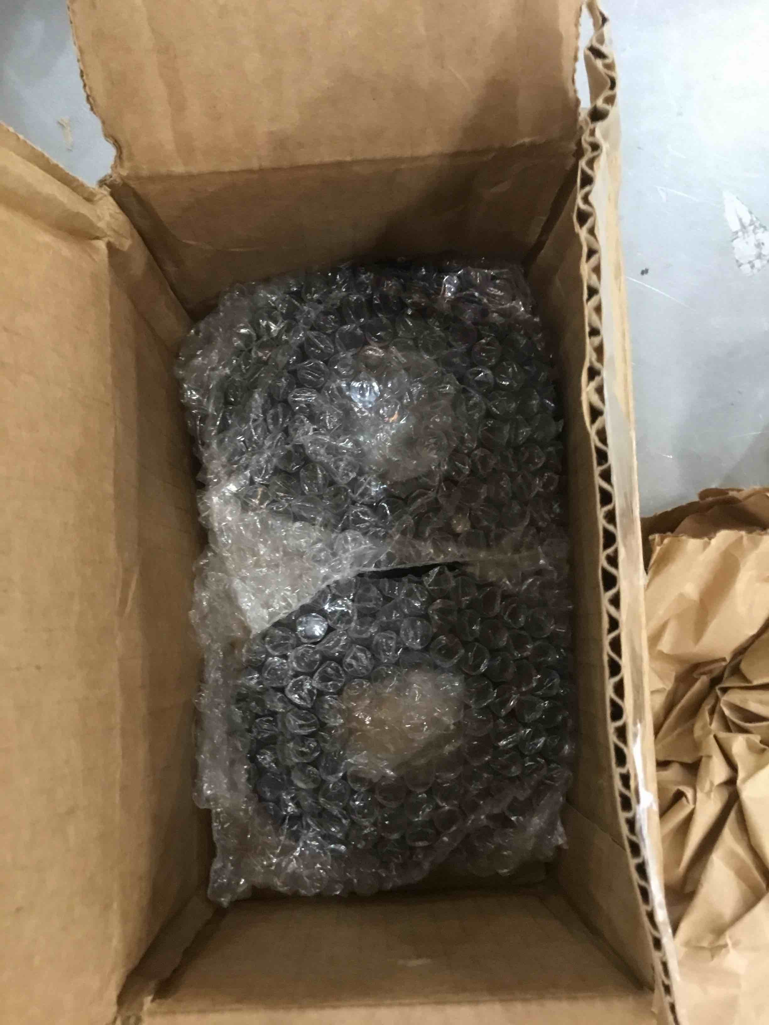 https://s3.amazonaws.com/lotting-images-prod/bidfta/EXS00635881_1694630156744.jpeg