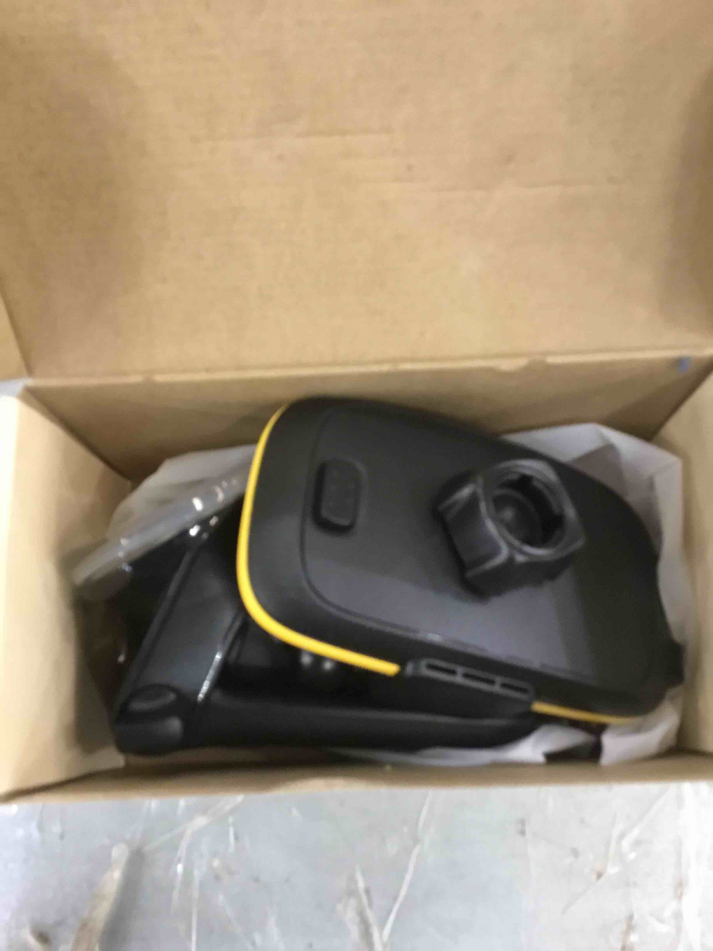 https://s3.amazonaws.com/lotting-images-prod/bidfta/EXS00635991_1694716858243.jpeg