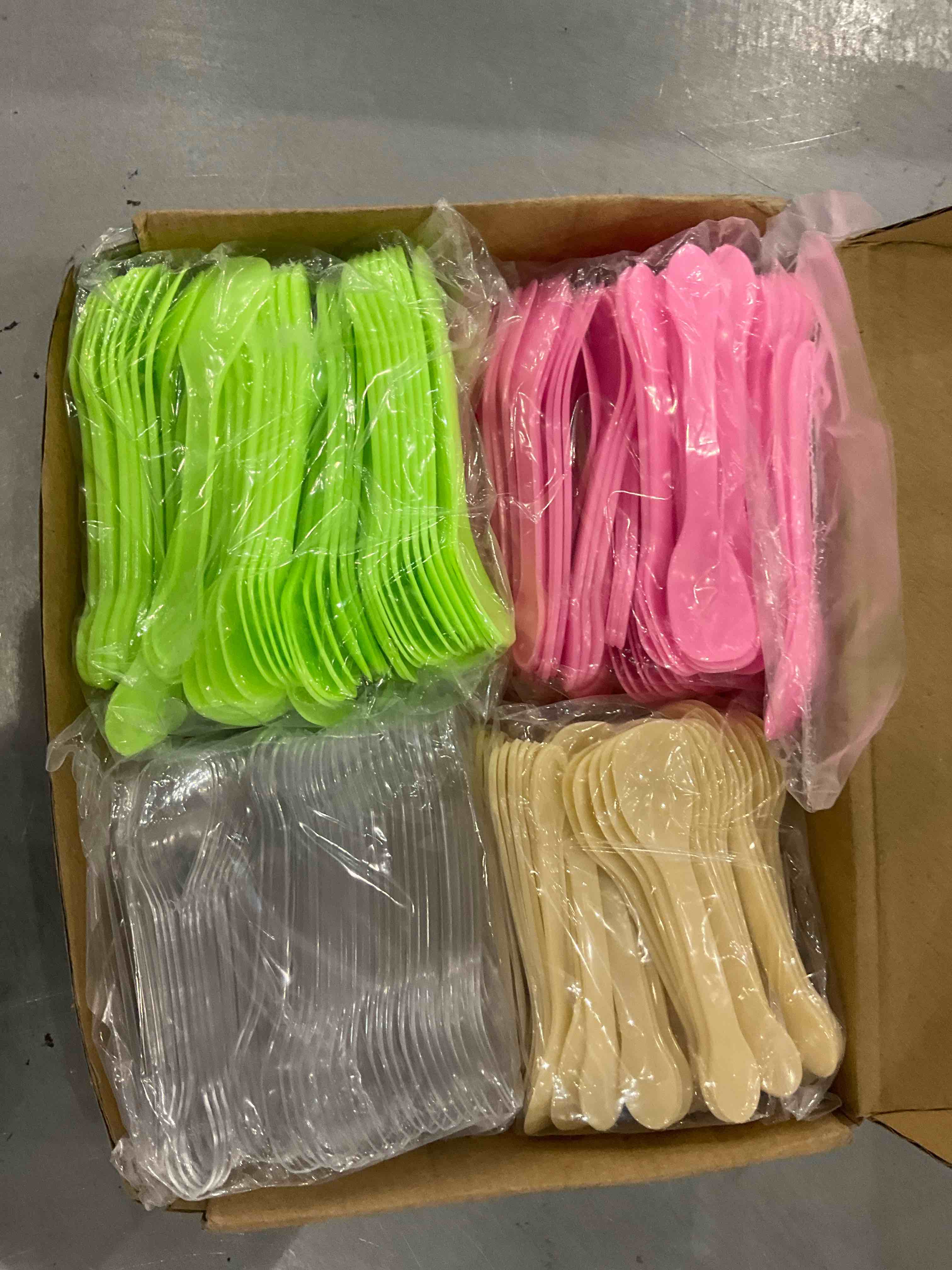https://s3.amazonaws.com/lotting-images-prod/bidfta/EXS00637293_1695125000344.jpeg