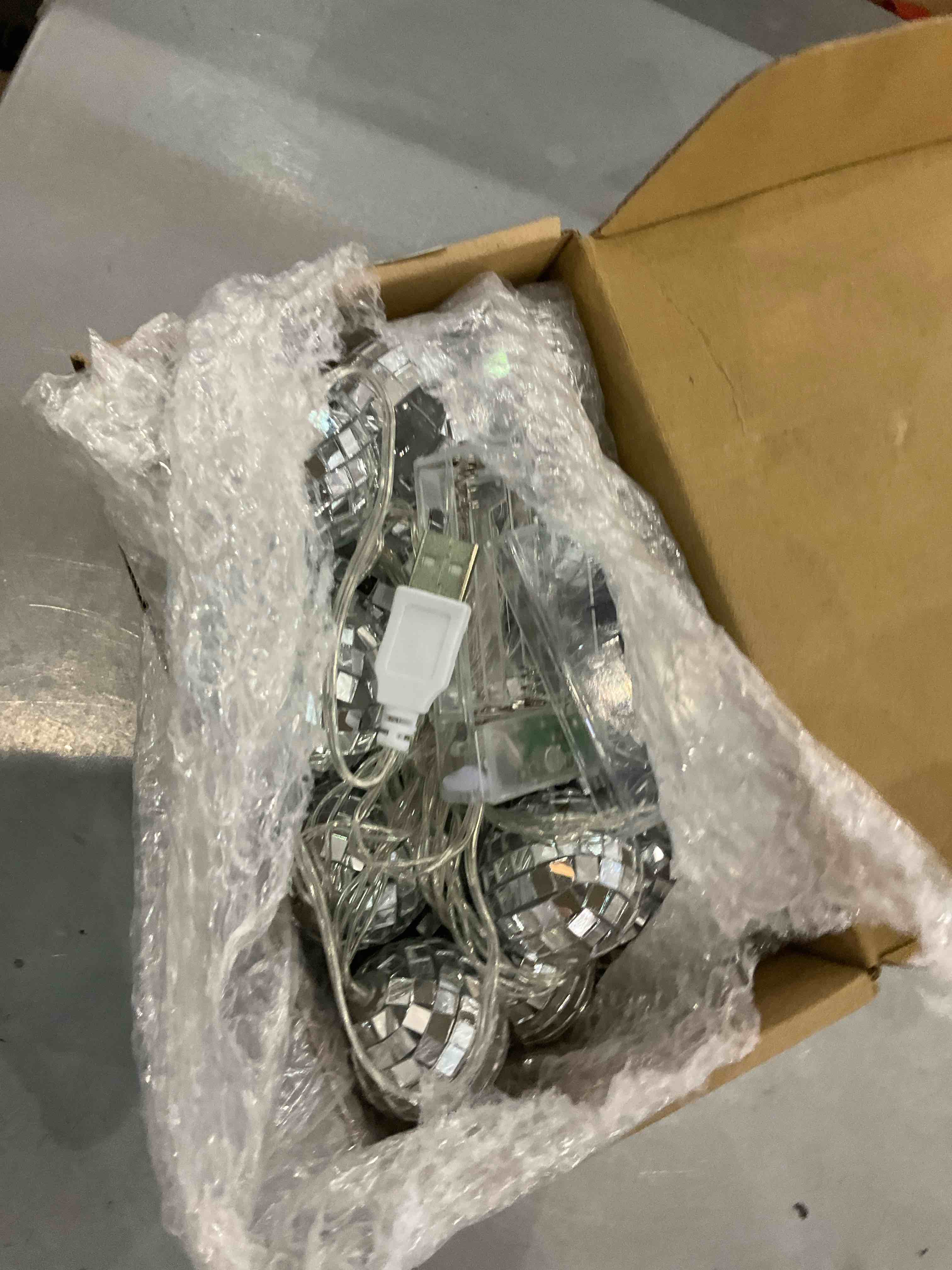 AceList 20 LED Disco Ball Mirror LED Party String Light Christmas Lanterns for Holiday Wall Window Tree Decorations Indoor Outdoor Patio Party Yard Garden Kids Bedroom Living Dorm (Warm White)