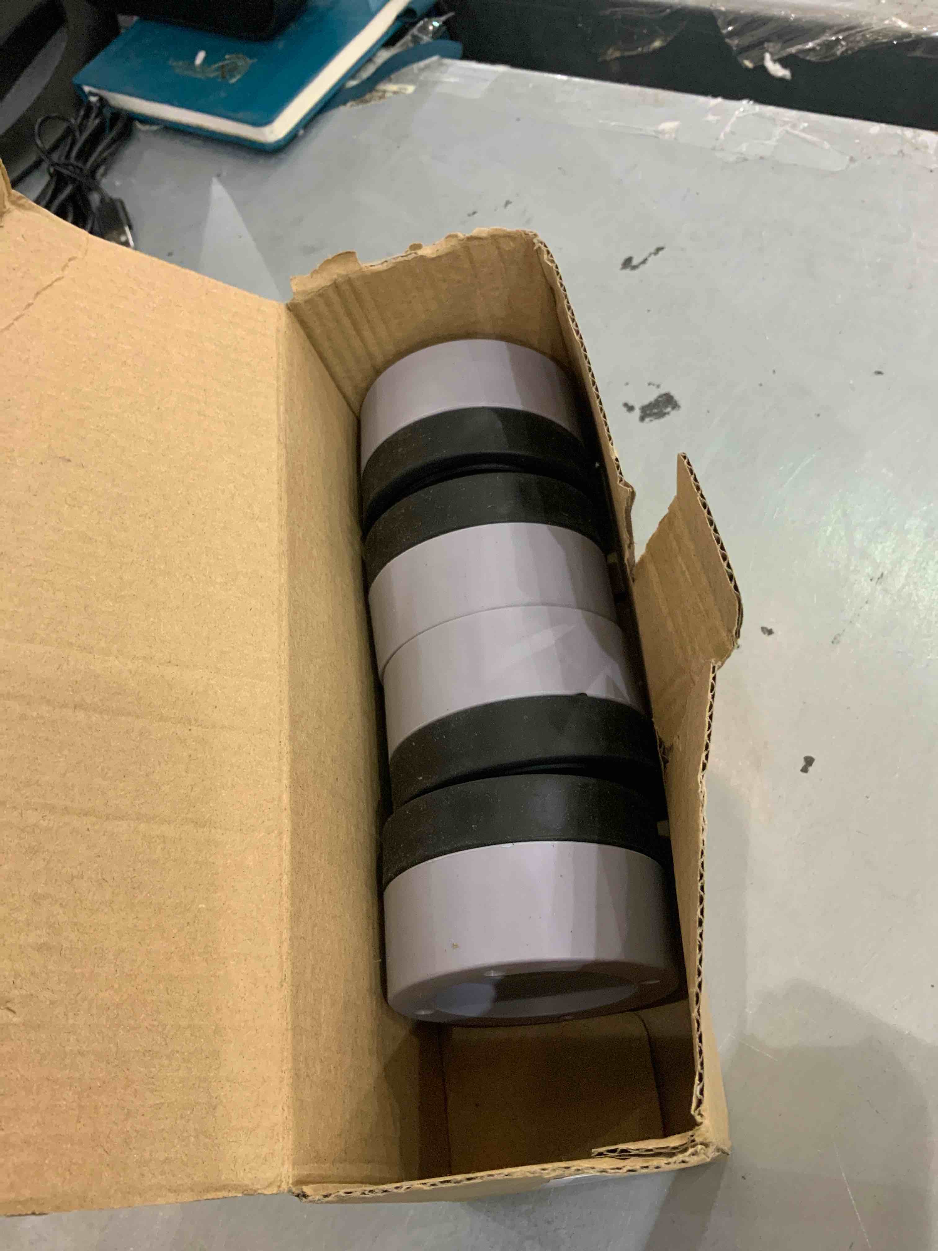 https://s3.amazonaws.com/lotting-images-prod/bidfta/EXS00637629_1694526839211.jpeg