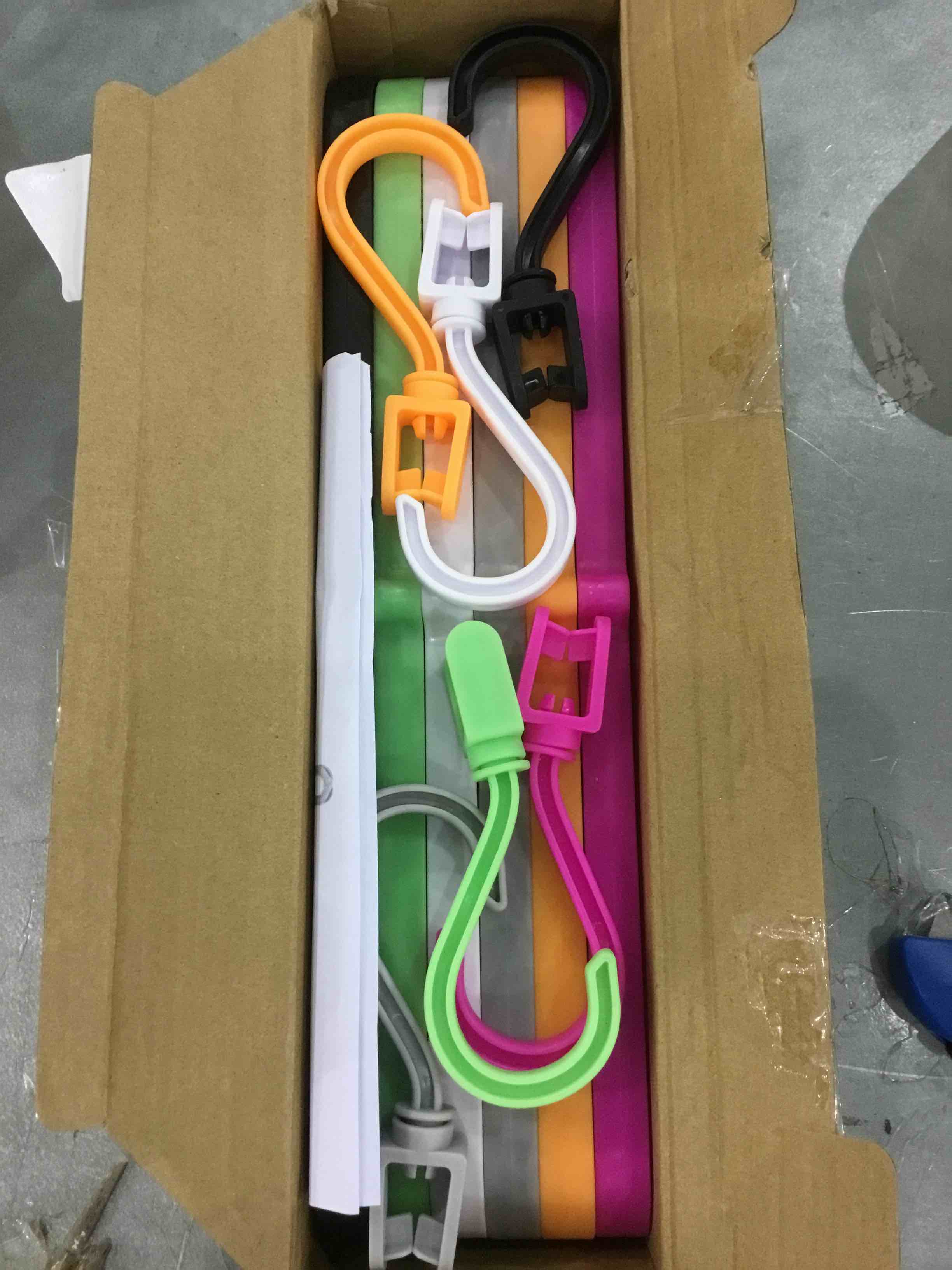 https://s3.amazonaws.com/lotting-images-prod/bidfta/EXS00638278_1695039176819.jpeg