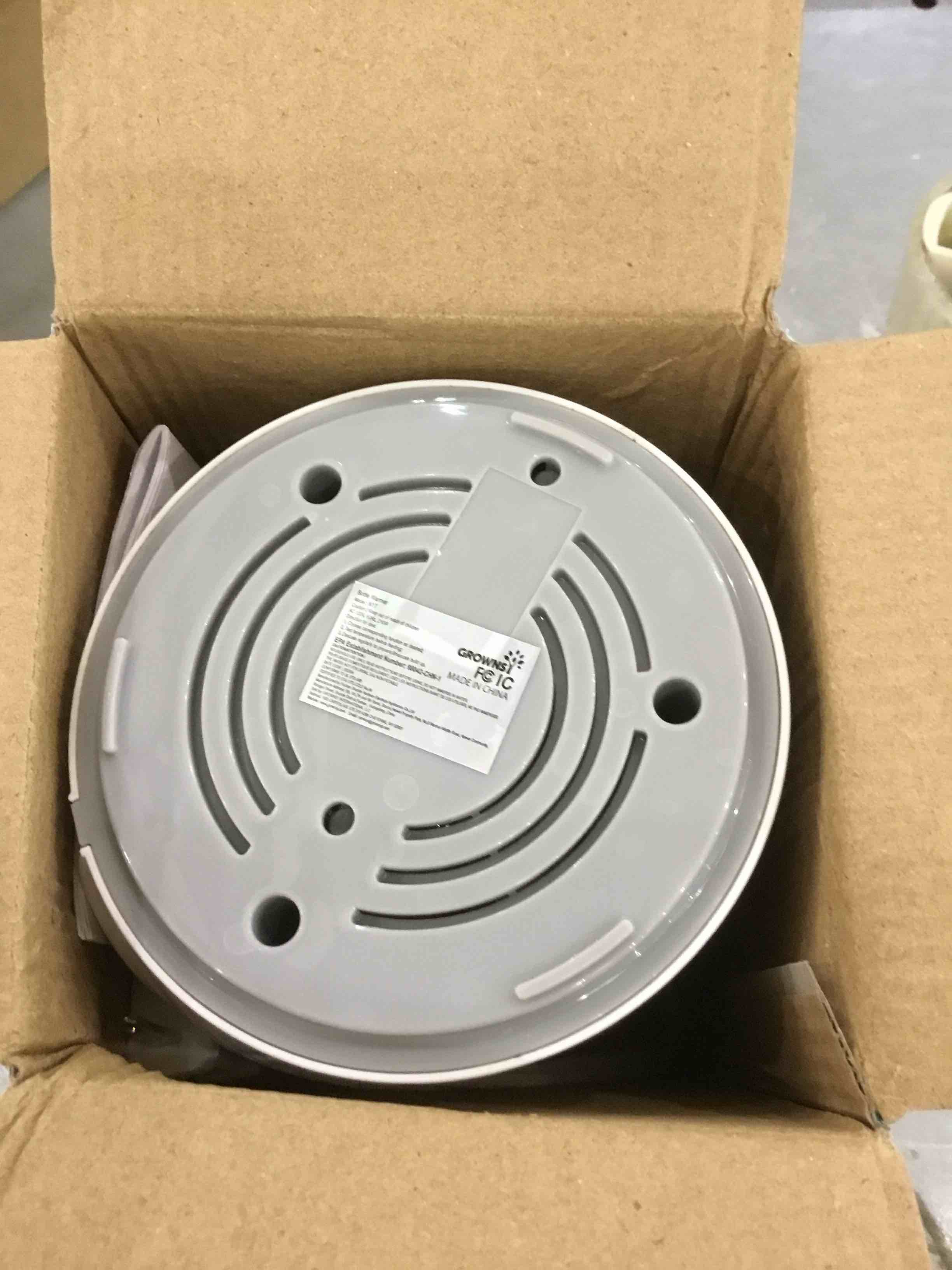 https://s3.amazonaws.com/lotting-images-prod/bidfta/EXS00638450_1695063729578.jpeg