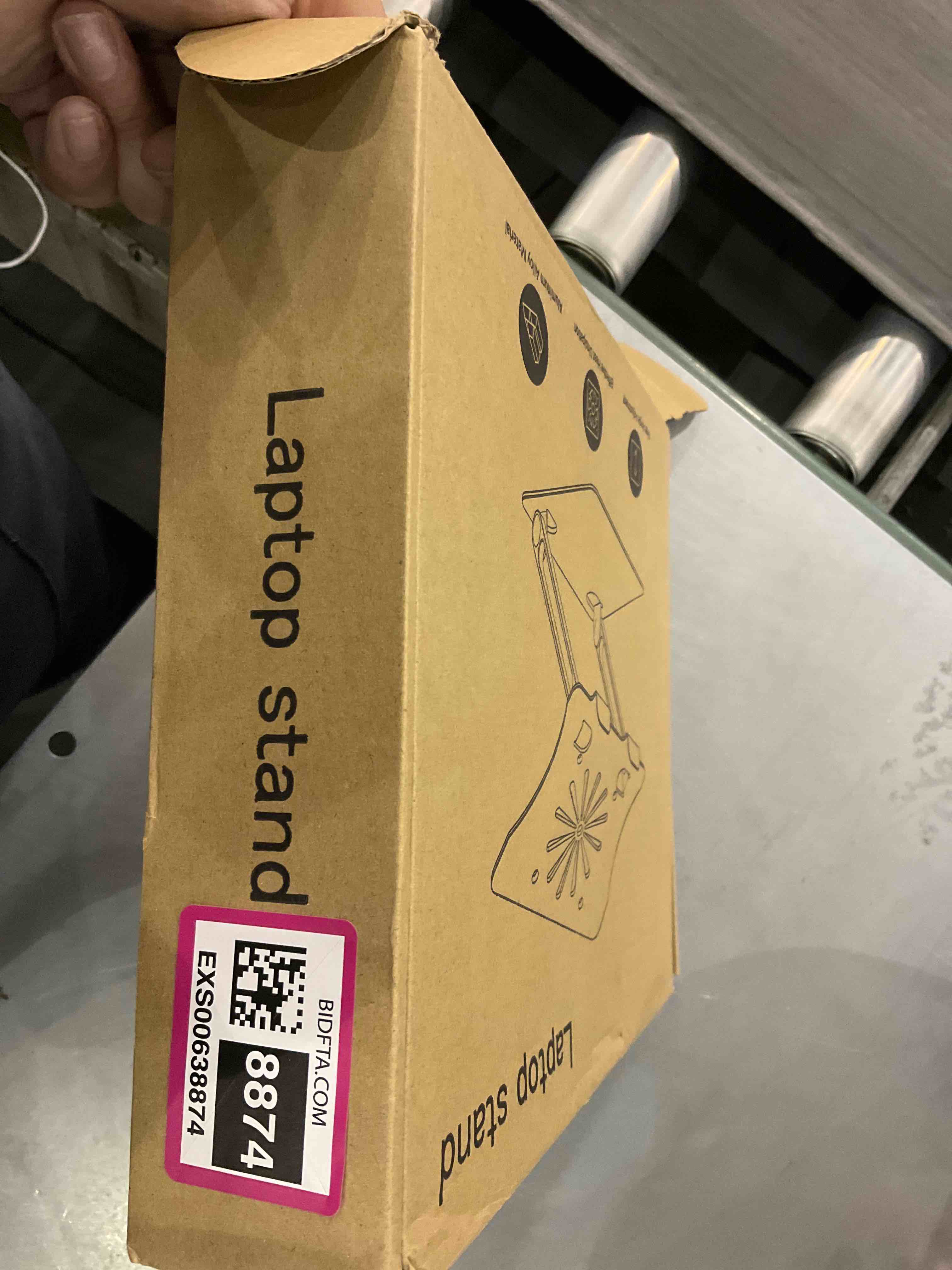 https://s3.amazonaws.com/lotting-images-prod/bidfta/EXS00638874_1695036619163.jpeg