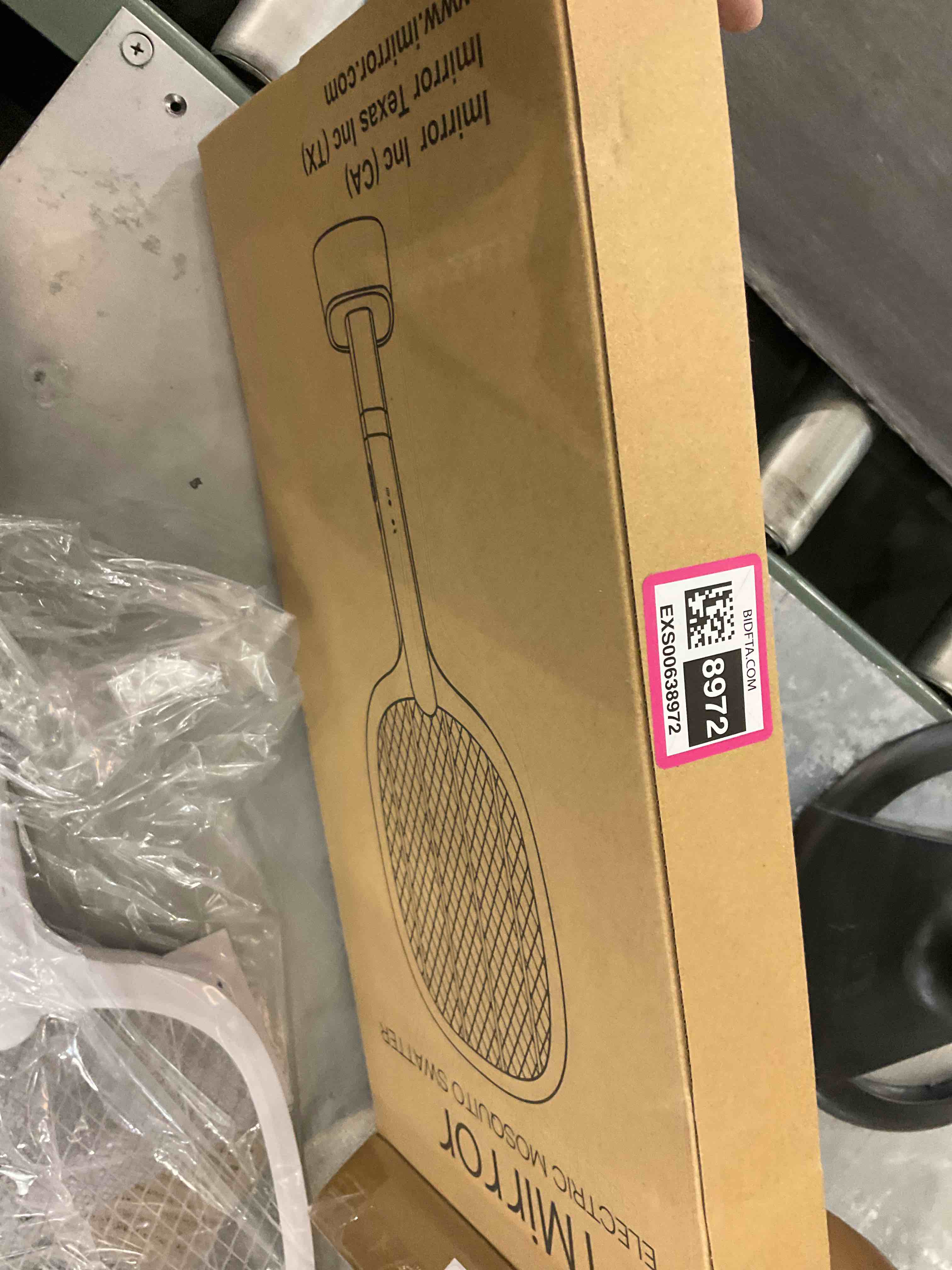https://s3.amazonaws.com/lotting-images-prod/bidfta/EXS00638972_1695049165808.jpeg