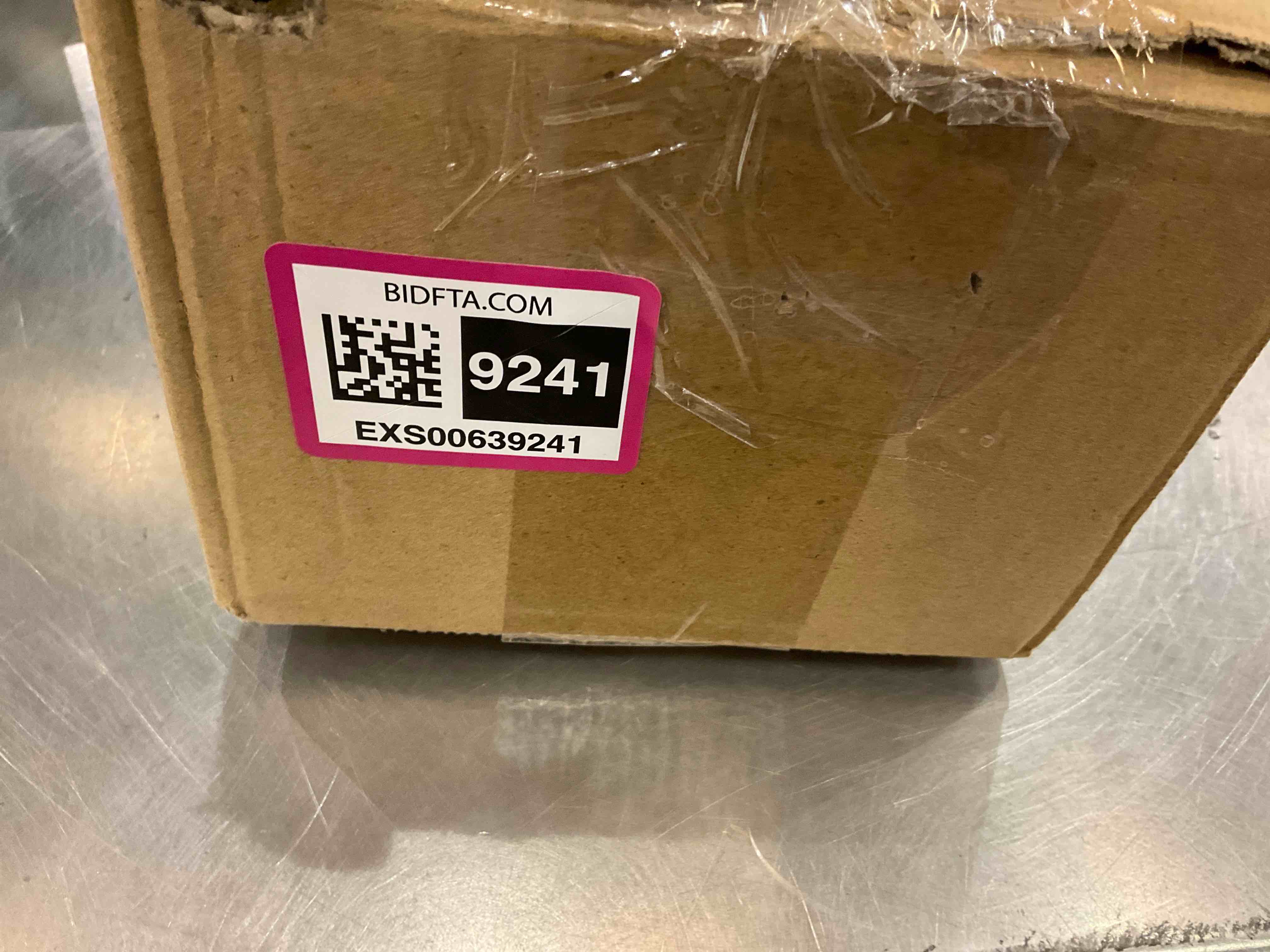 https://s3.amazonaws.com/lotting-images-prod/bidfta/EXS00639241_1695046460536.jpeg