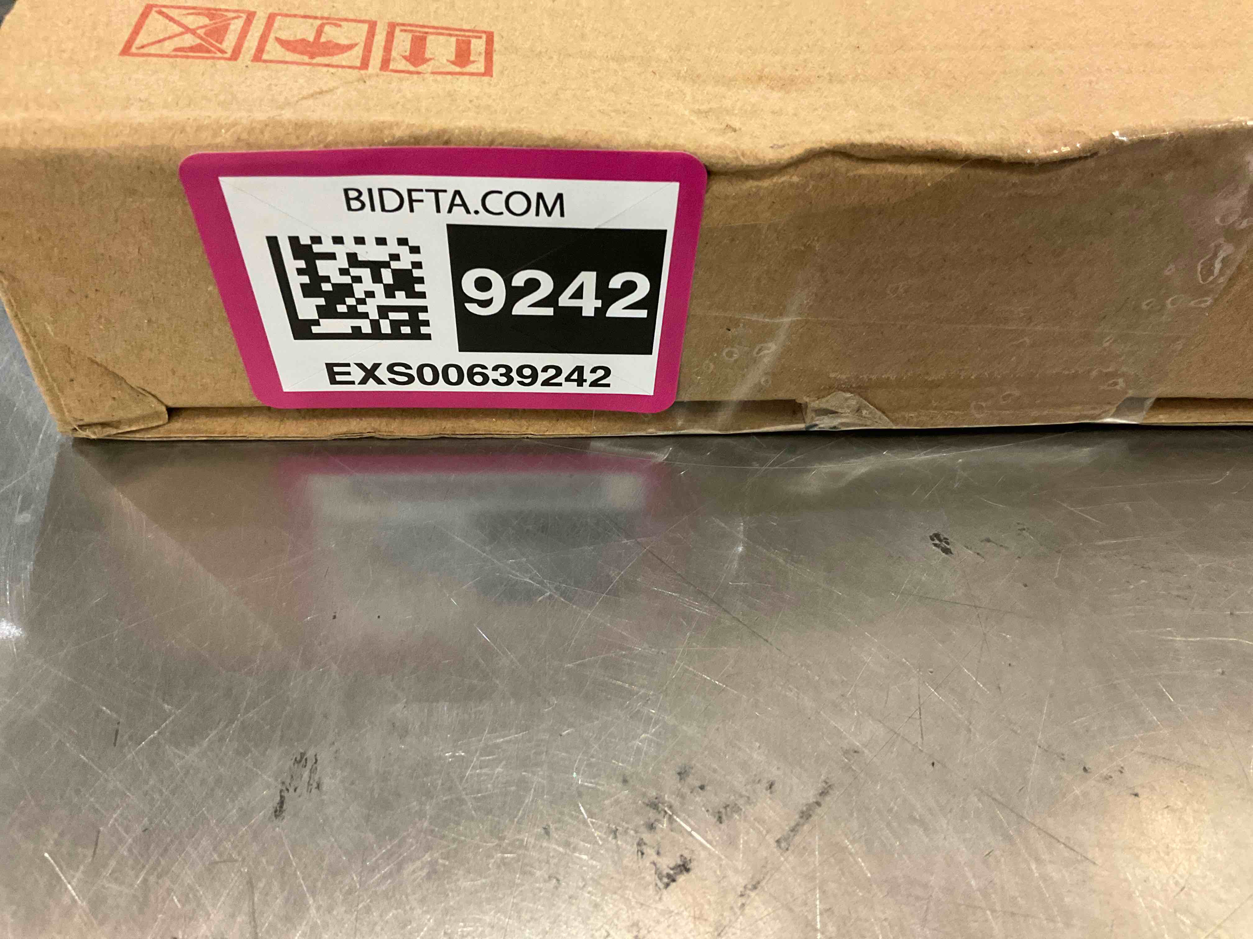 https://s3.amazonaws.com/lotting-images-prod/bidfta/EXS00639242_1695046545472.jpeg