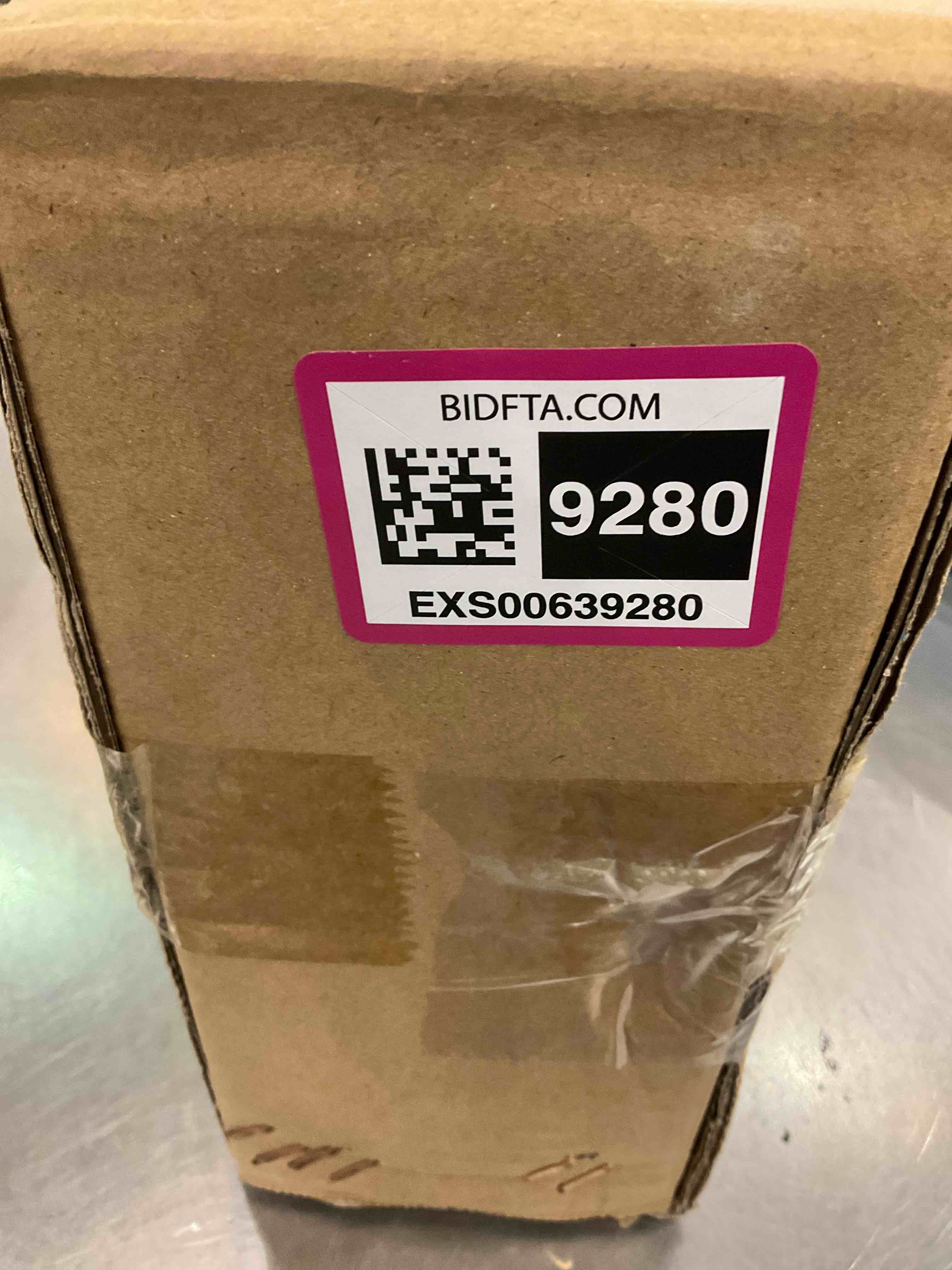 https://s3.amazonaws.com/lotting-images-prod/bidfta/EXS00639280_1695051834451.jpeg