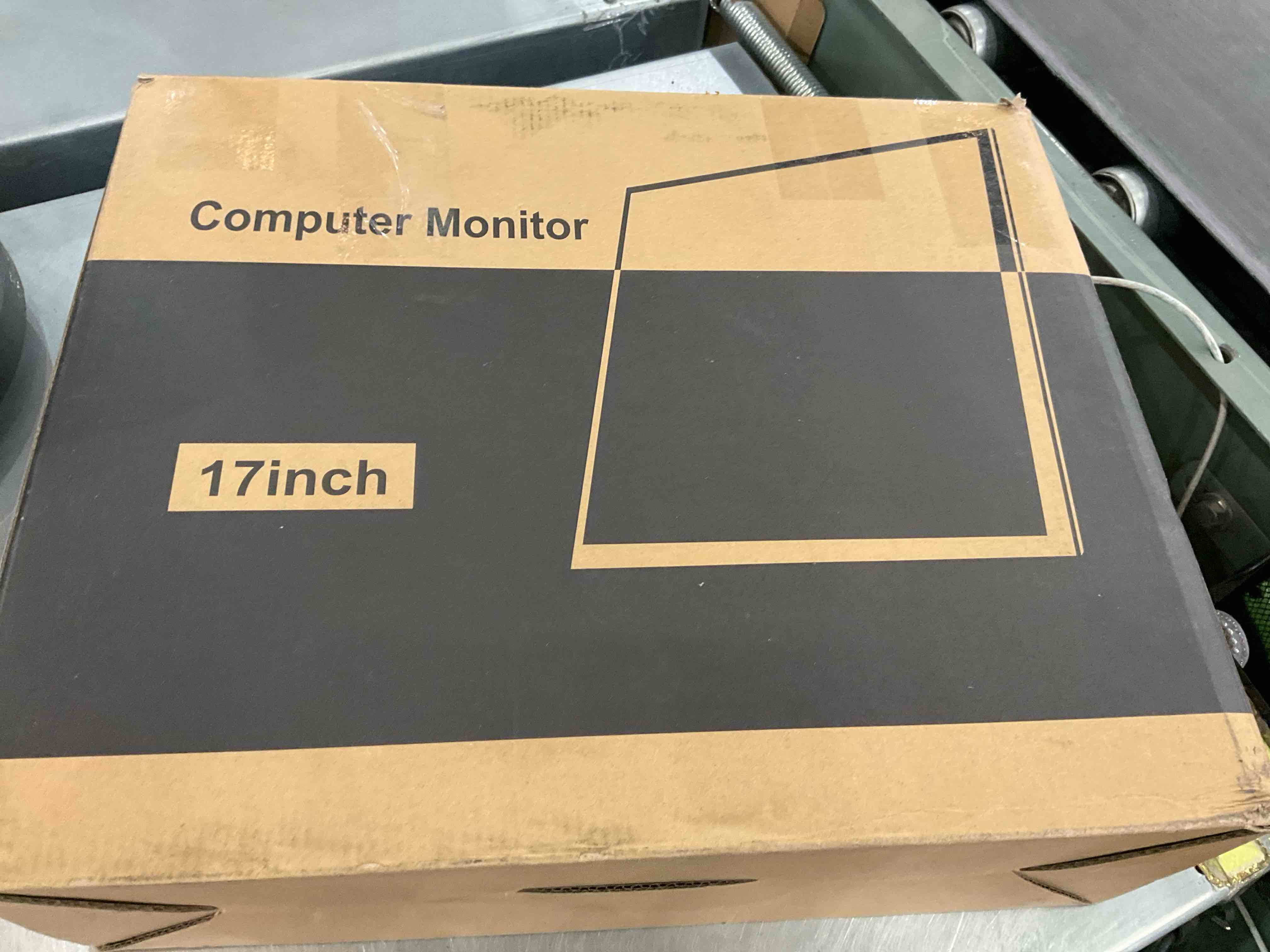 https://s3.amazonaws.com/lotting-images-prod/bidfta/EXS00639413_1695131910959.jpeg