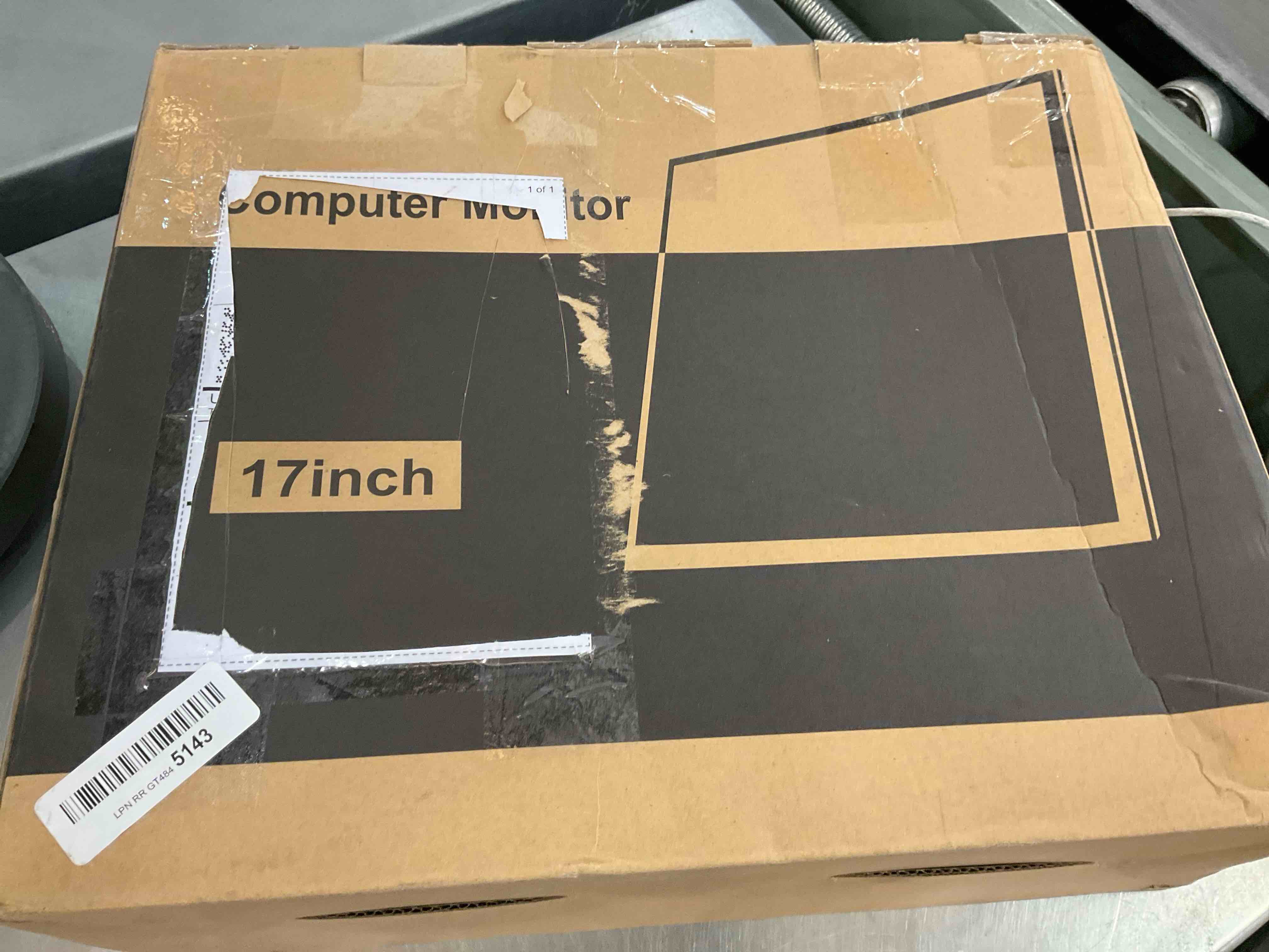 https://s3.amazonaws.com/lotting-images-prod/bidfta/EXS00639413_1695131917099.jpeg