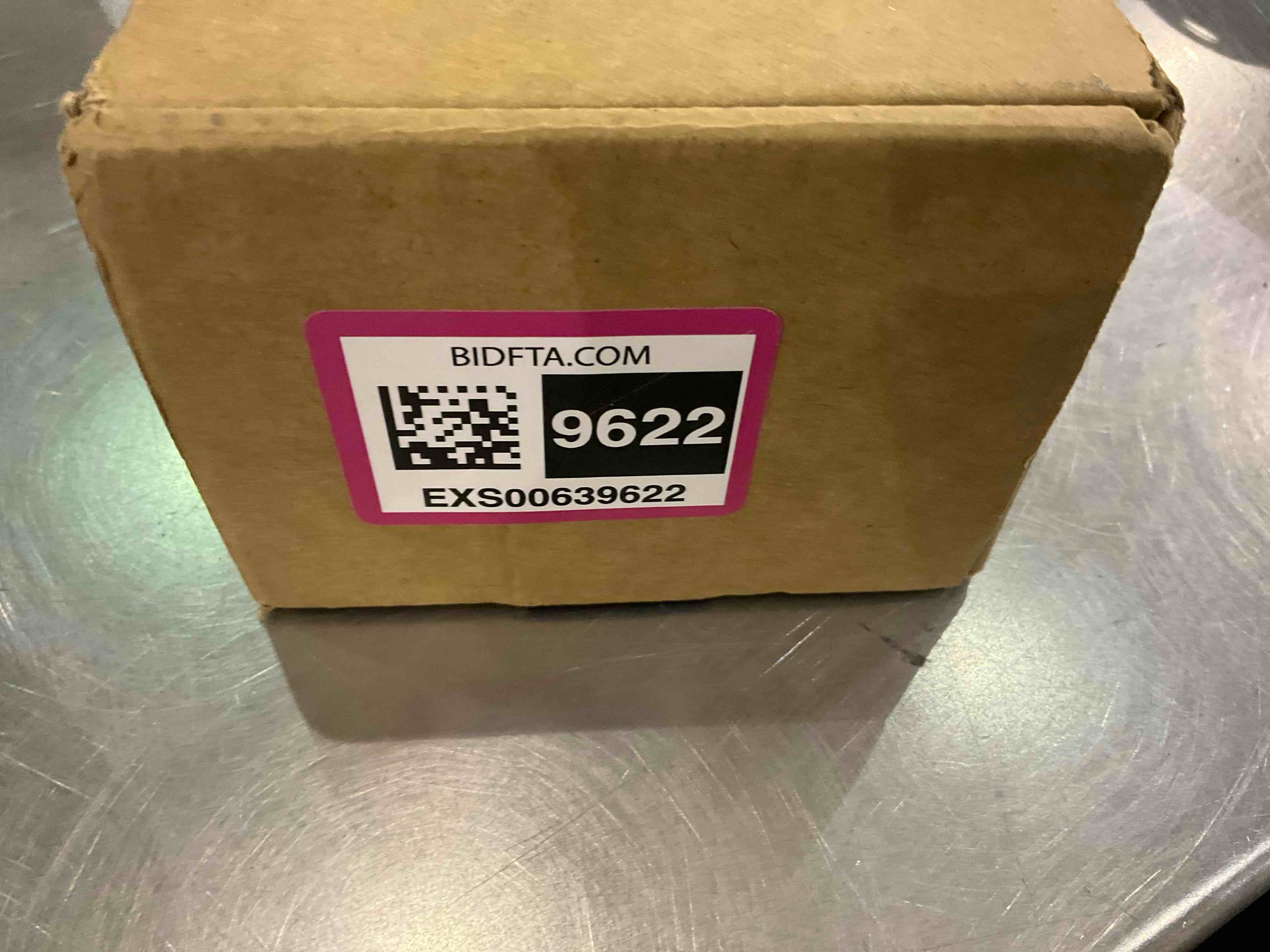 https://s3.amazonaws.com/lotting-images-prod/bidfta/EXS00639622_1695296469911.jpeg