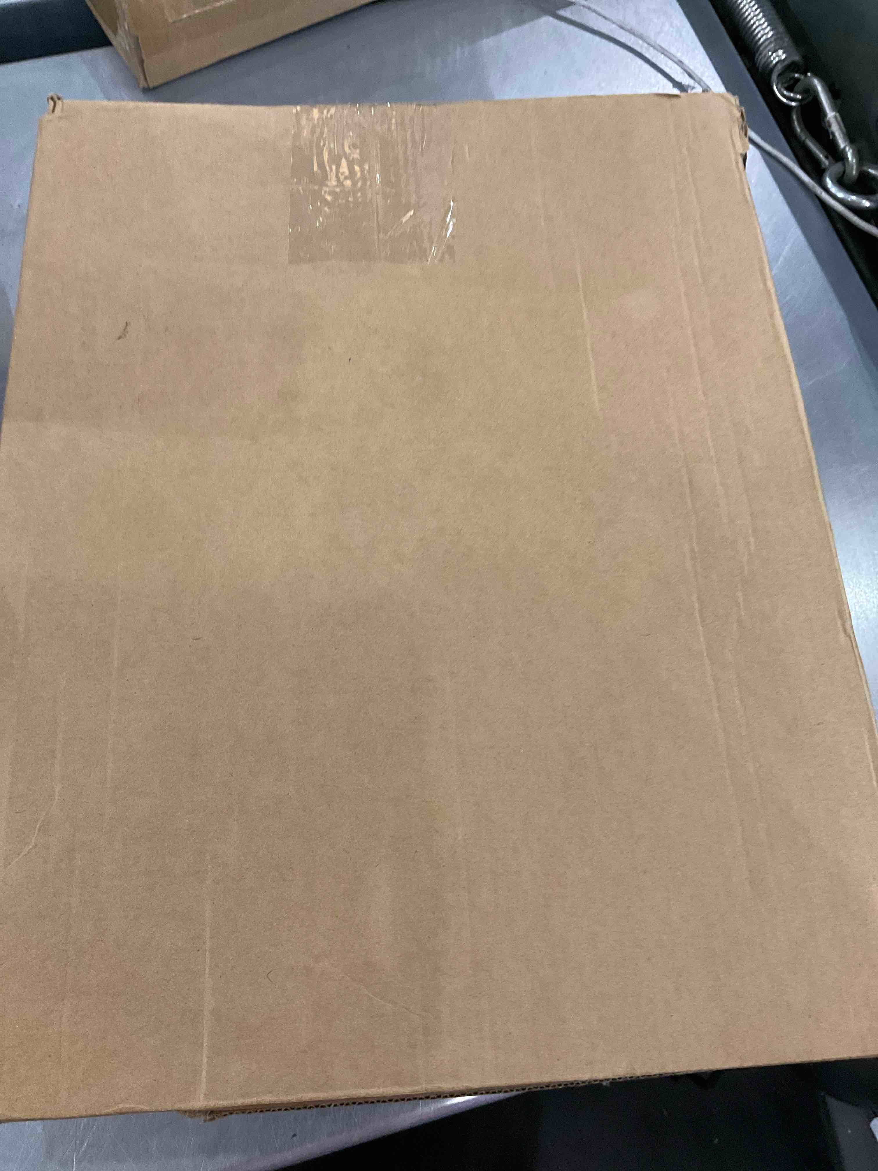 https://s3.amazonaws.com/lotting-images-prod/bidfta/EXS00639658_1695302515469.jpeg