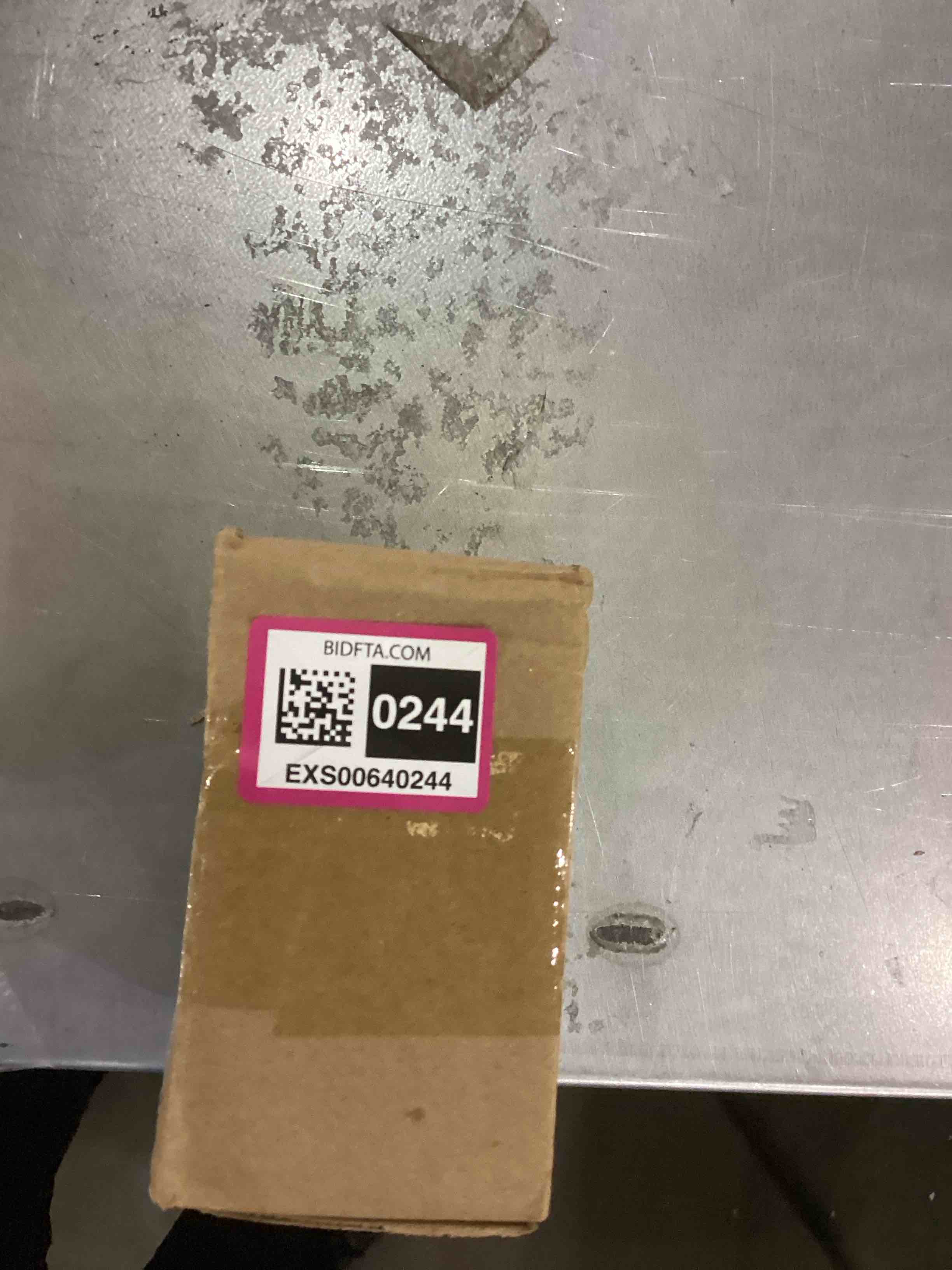 https://s3.amazonaws.com/lotting-images-prod/bidfta/EXS00640244_1697227923600.jpeg