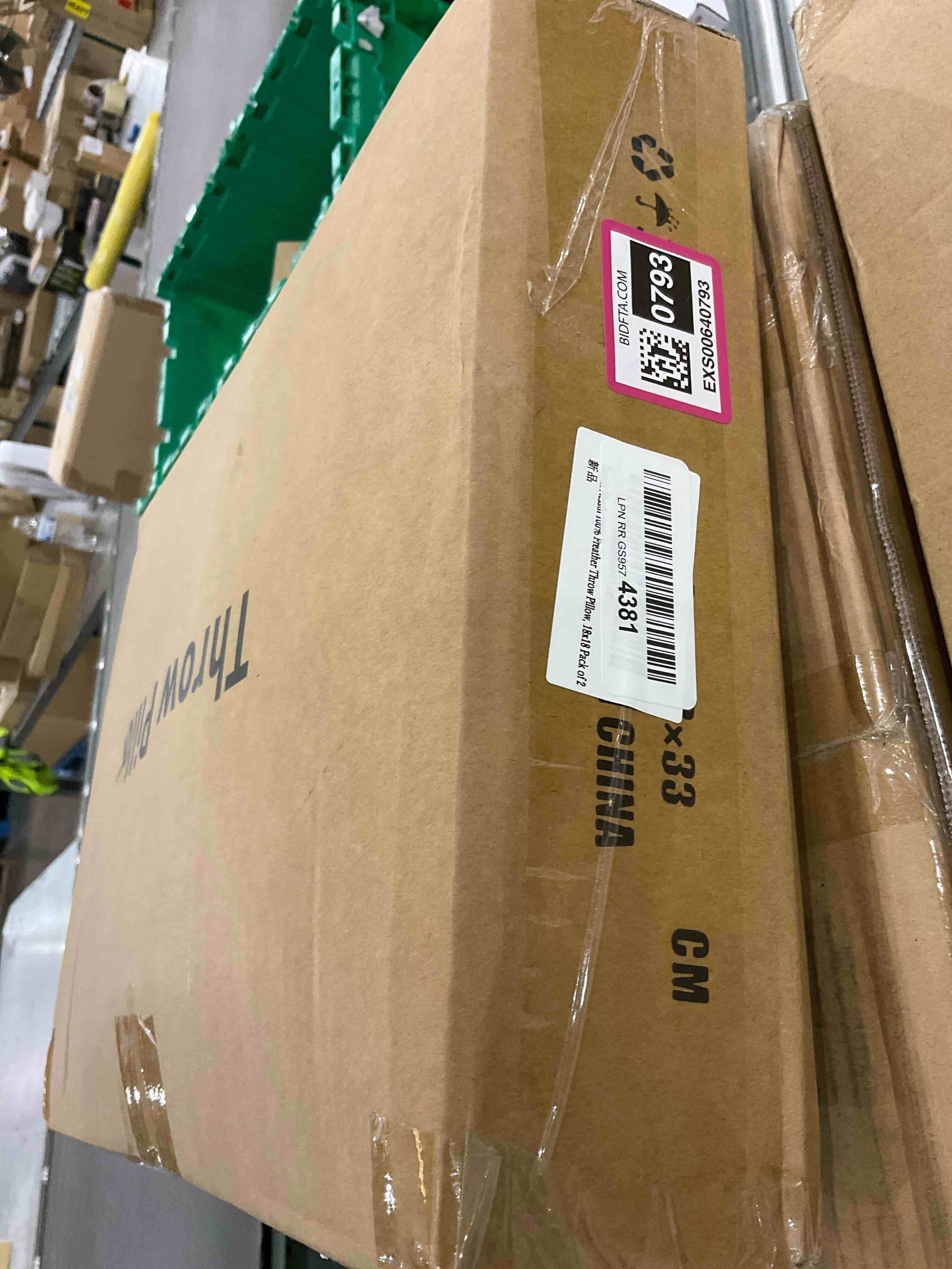 https://s3.amazonaws.com/lotting-images-prod/bidfta/EXS00640793_1697121660280.jpeg