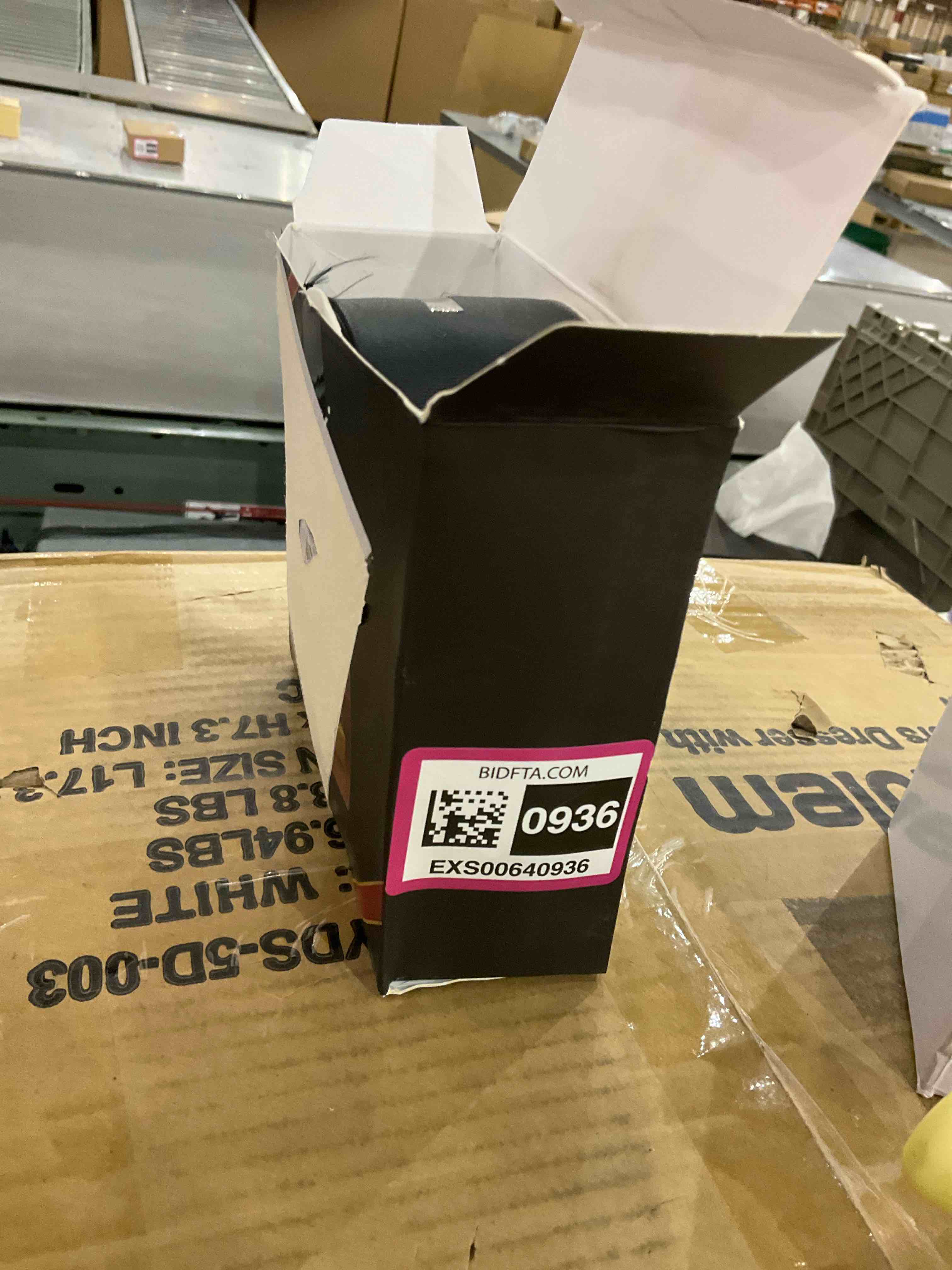 https://s3.amazonaws.com/lotting-images-prod/bidfta/EXS00640936_1697199536292.jpeg