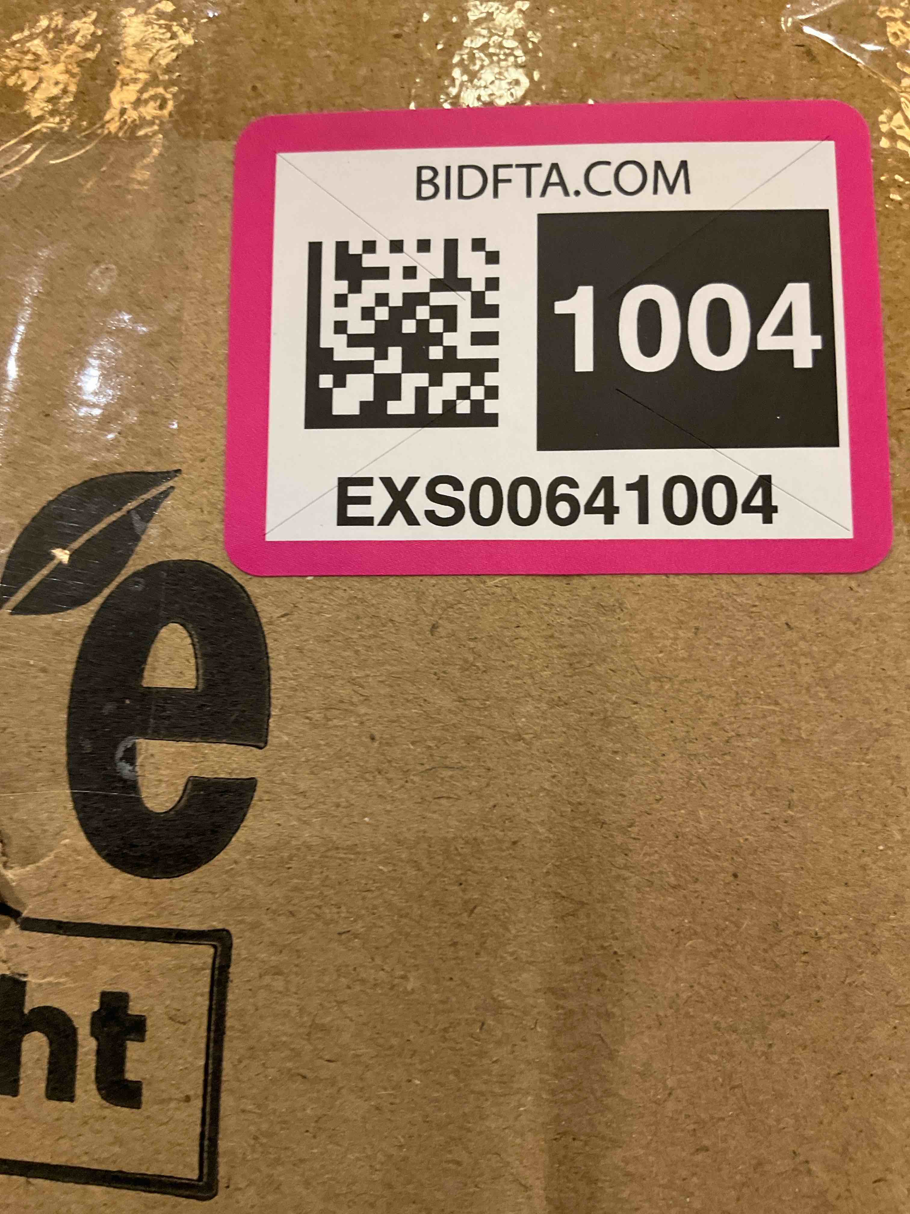 https://s3.amazonaws.com/lotting-images-prod/bidfta/EXS00641004_1696878224333.jpeg