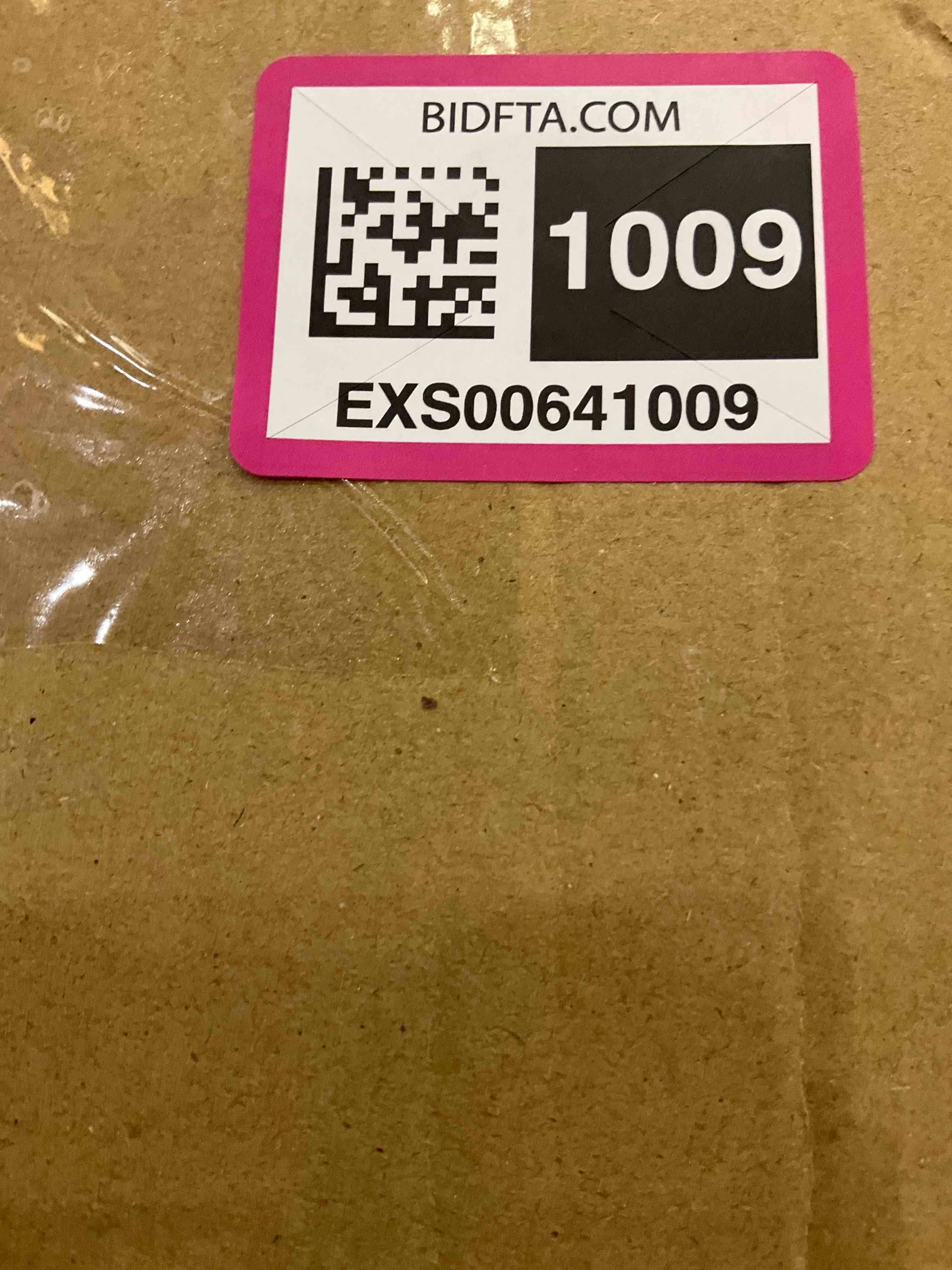 https://s3.amazonaws.com/lotting-images-prod/bidfta/EXS00641009_1696878836124.jpeg