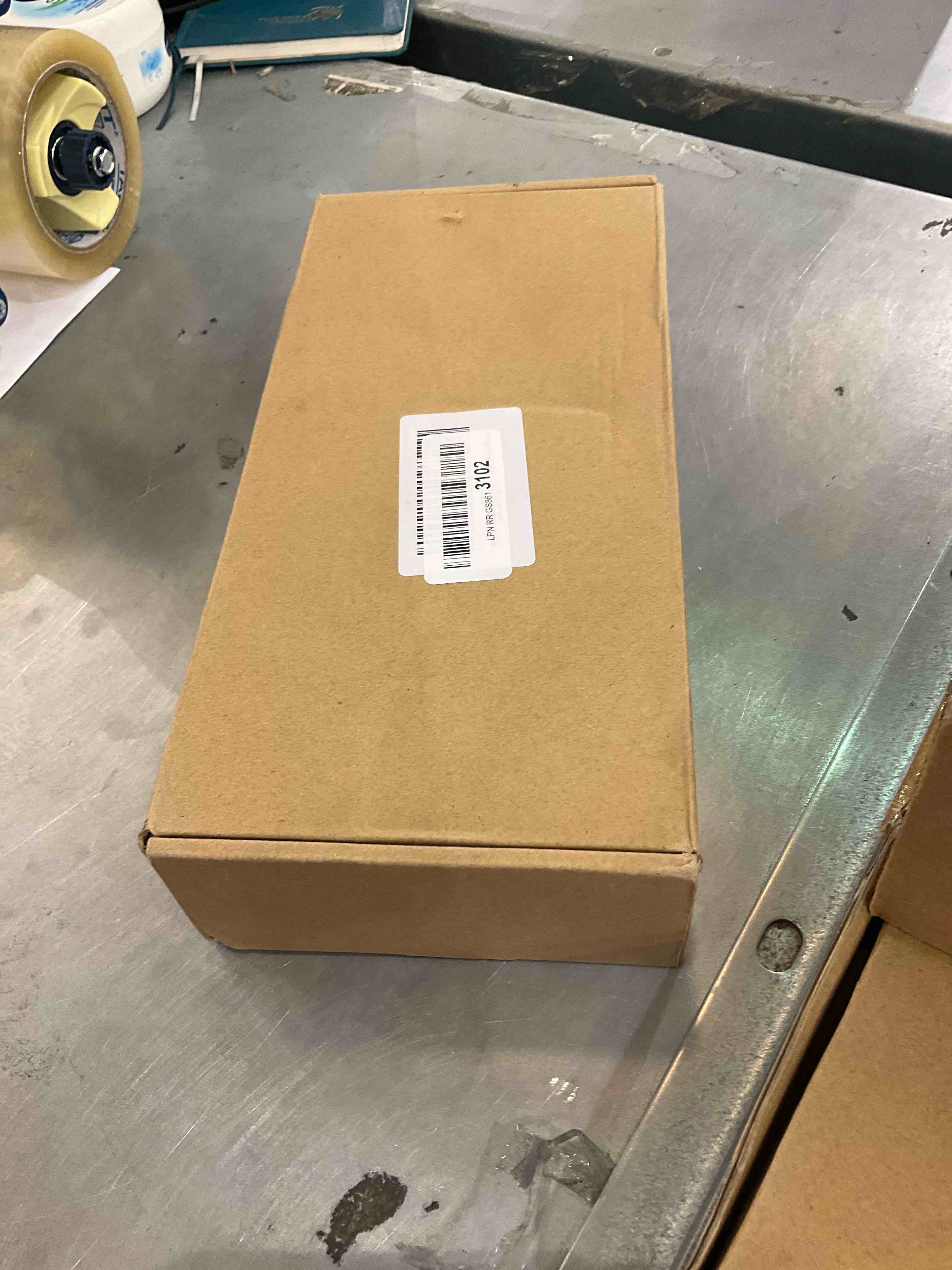 https://s3.amazonaws.com/lotting-images-prod/bidfta/EXS00642639_1696959515926.jpeg