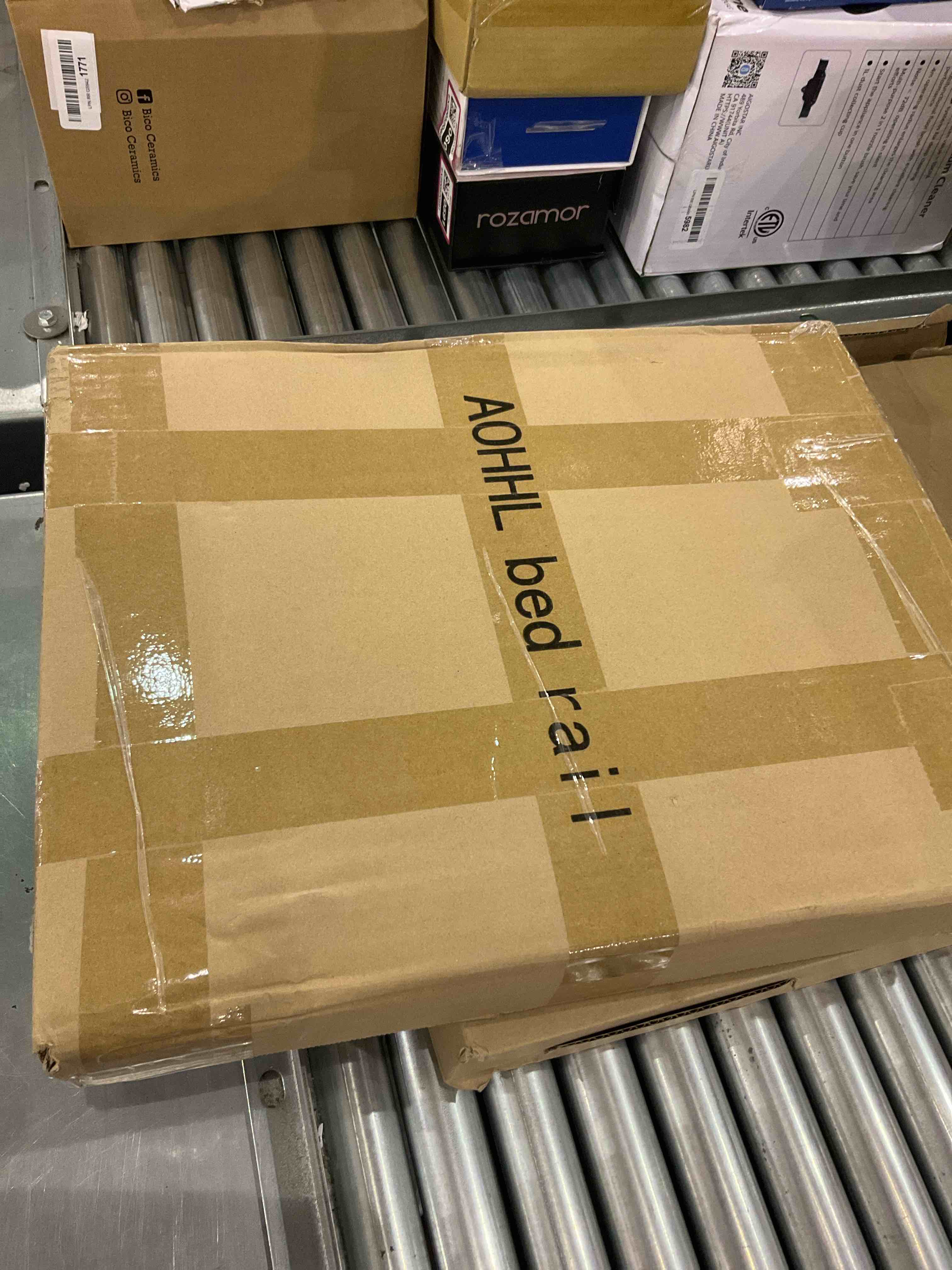 https://s3.amazonaws.com/lotting-images-prod/bidfta/EXS00642699_1697024351496.jpeg