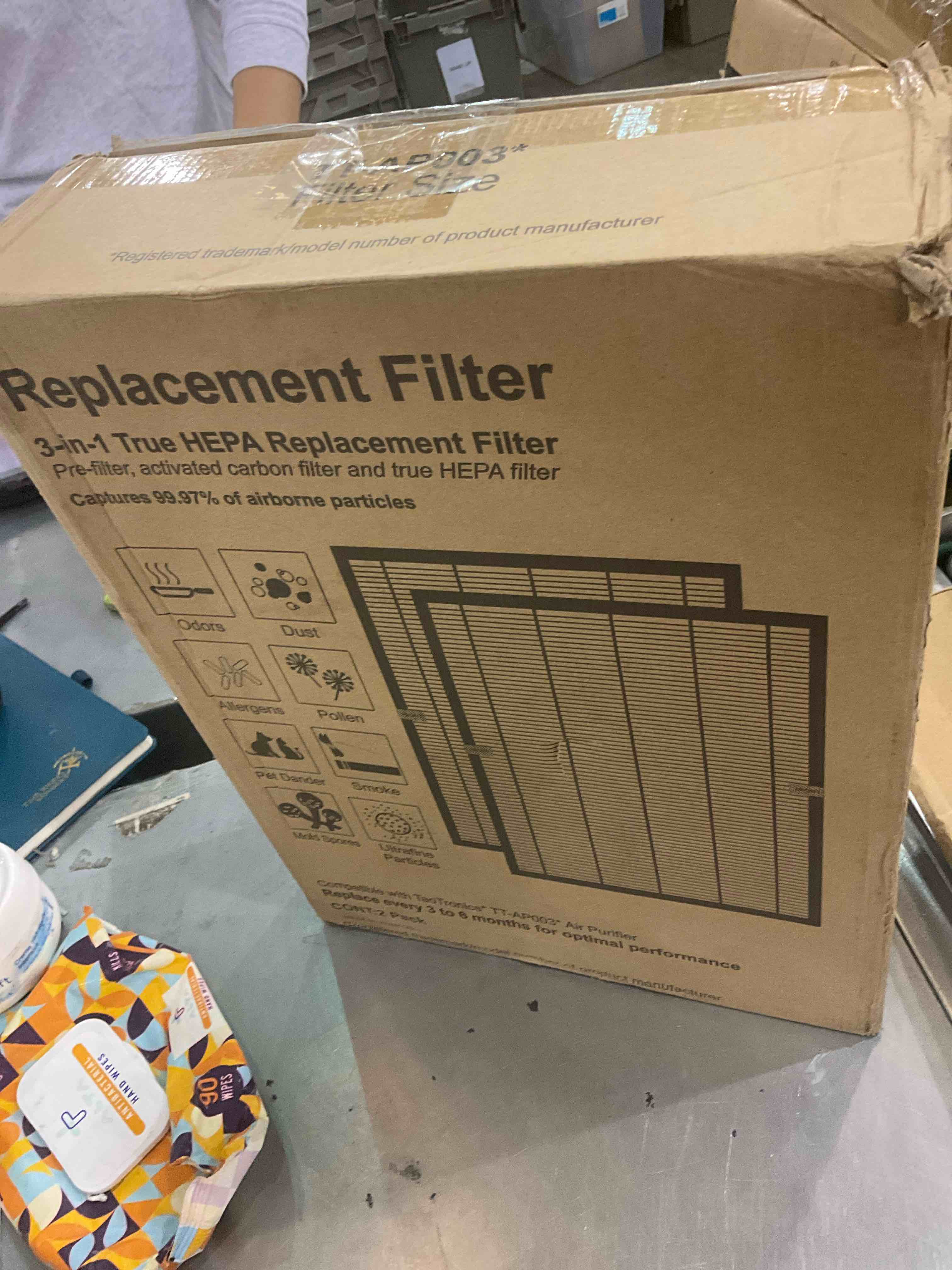 https://s3.amazonaws.com/lotting-images-prod/bidfta/EXS00642790_1697034997711.jpeg