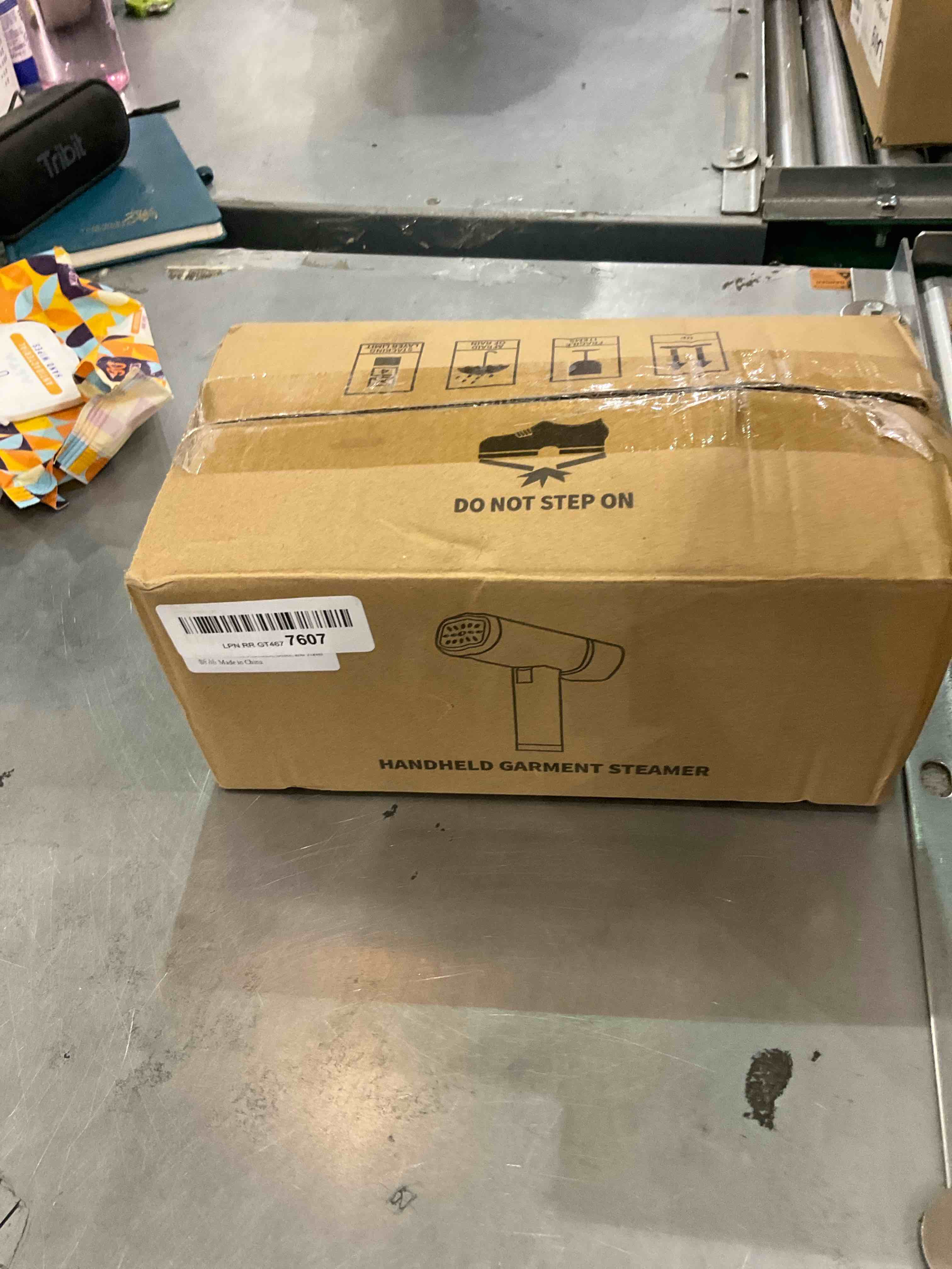 https://s3.amazonaws.com/lotting-images-prod/bidfta/EXS00642800_1697035928087.jpeg