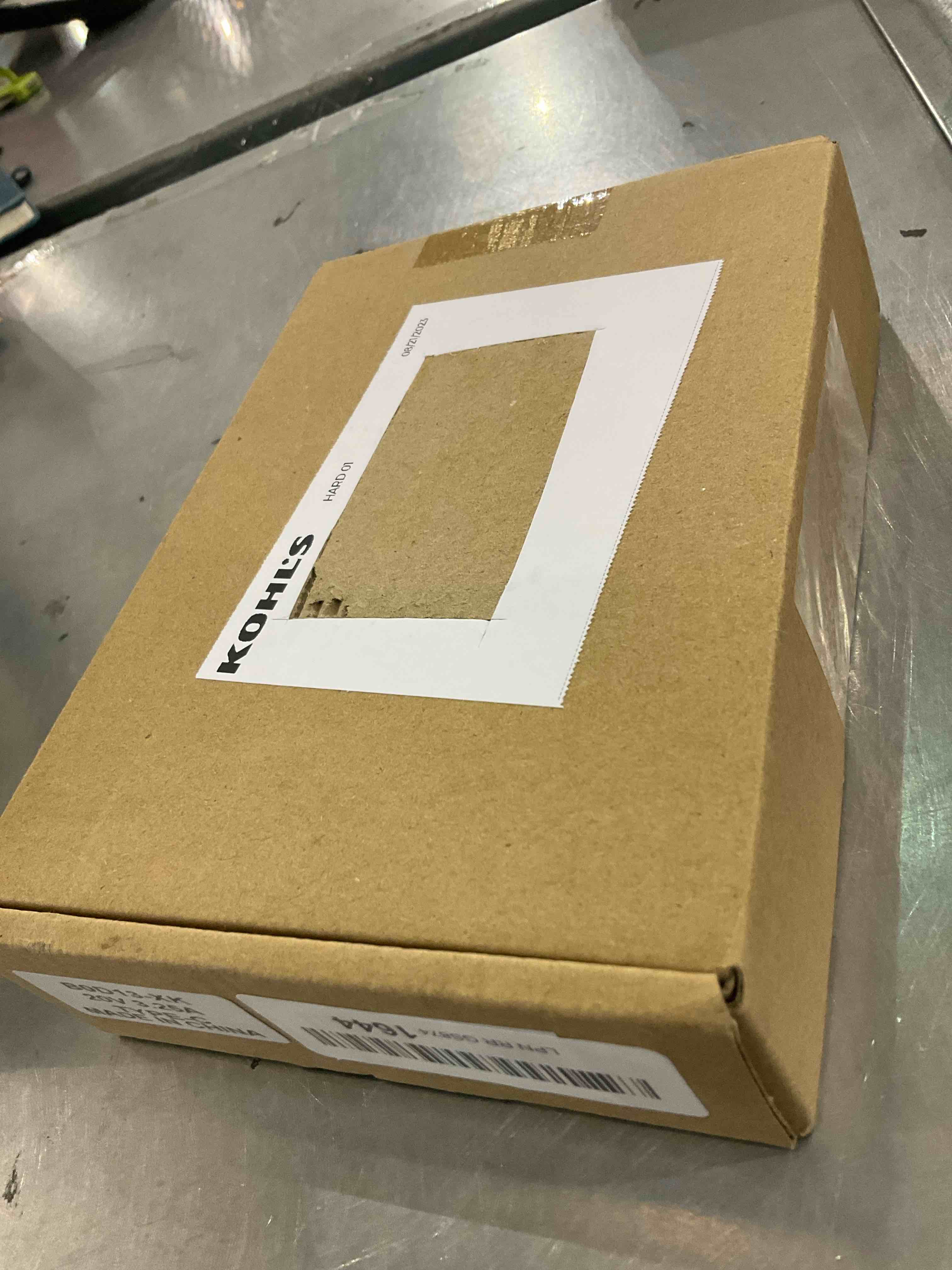 https://s3.amazonaws.com/lotting-images-prod/bidfta/EXS00642834_1697039508575.jpeg