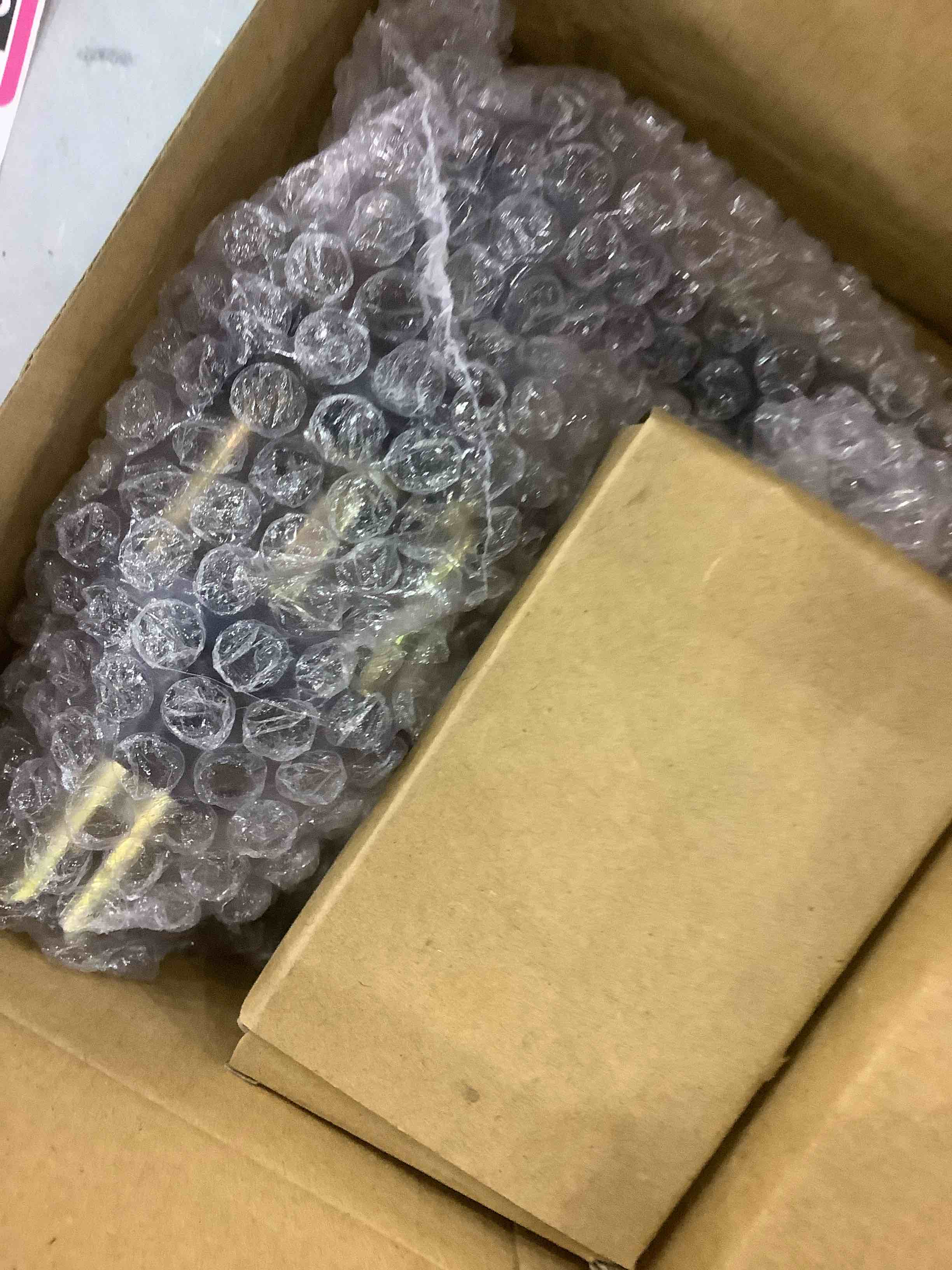 https://s3.amazonaws.com/lotting-images-prod/bidfta/EXS00643064_1699621926041.jpeg