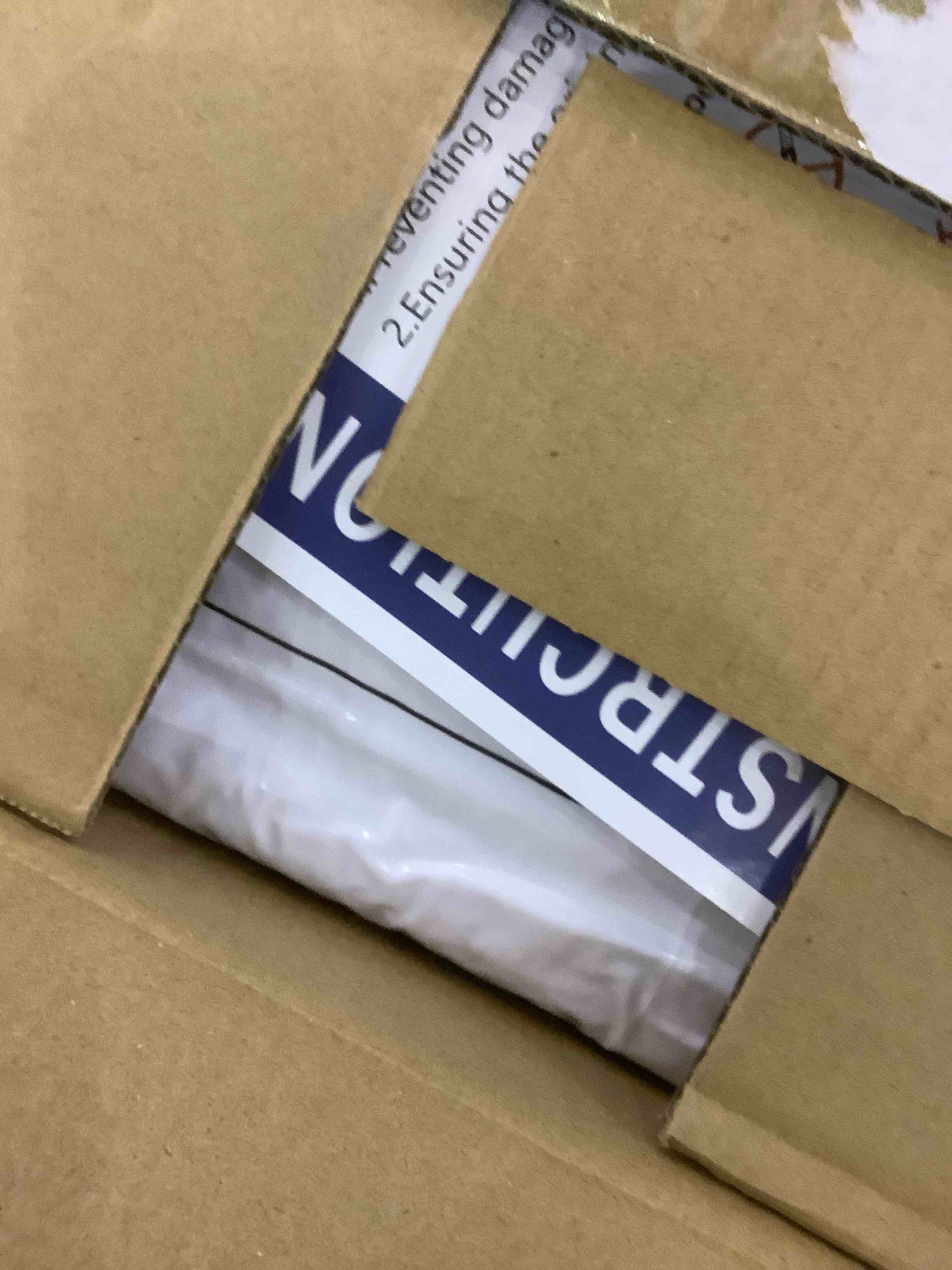 https://s3.amazonaws.com/lotting-images-prod/bidfta/EXS00643450_1699980236979.jpeg