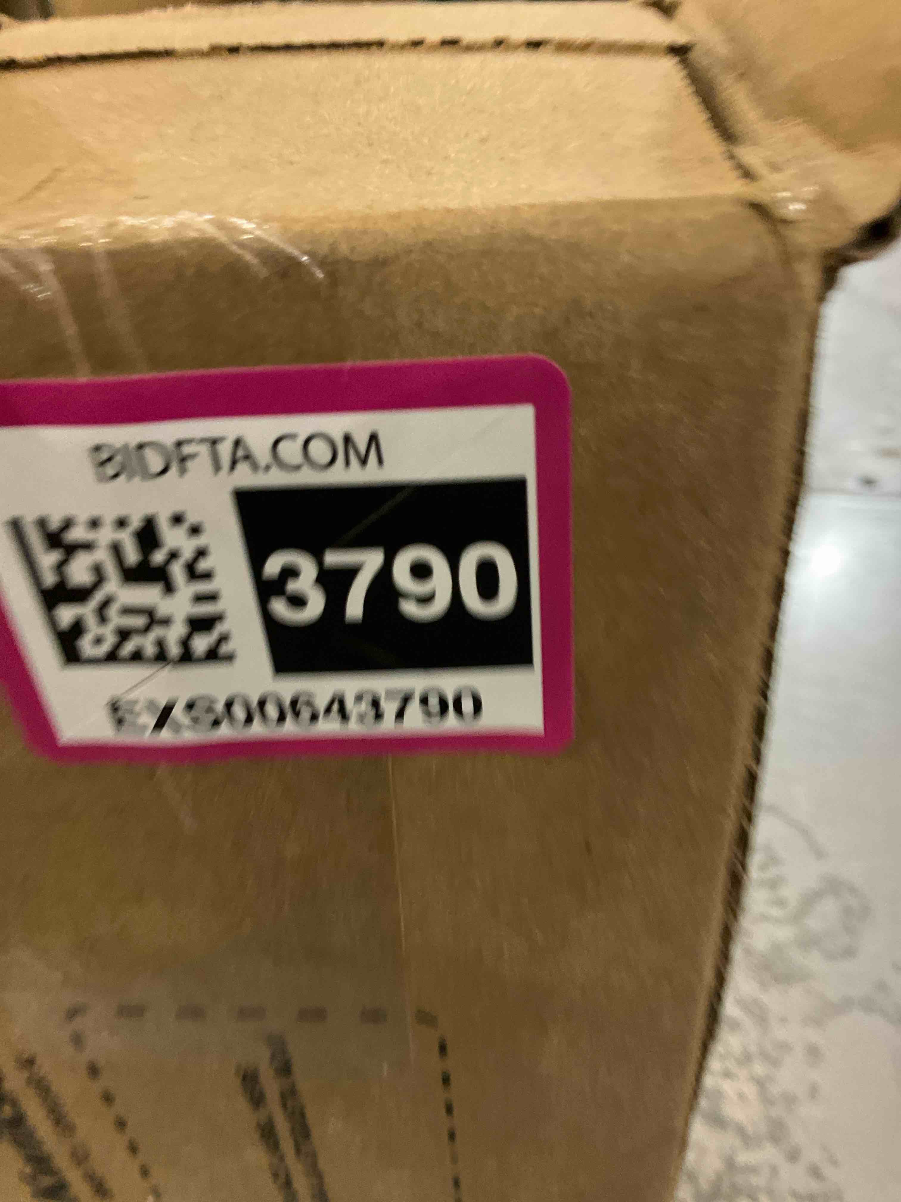 https://s3.amazonaws.com/lotting-images-prod/bidfta/EXS00643790_1697032669494.jpeg