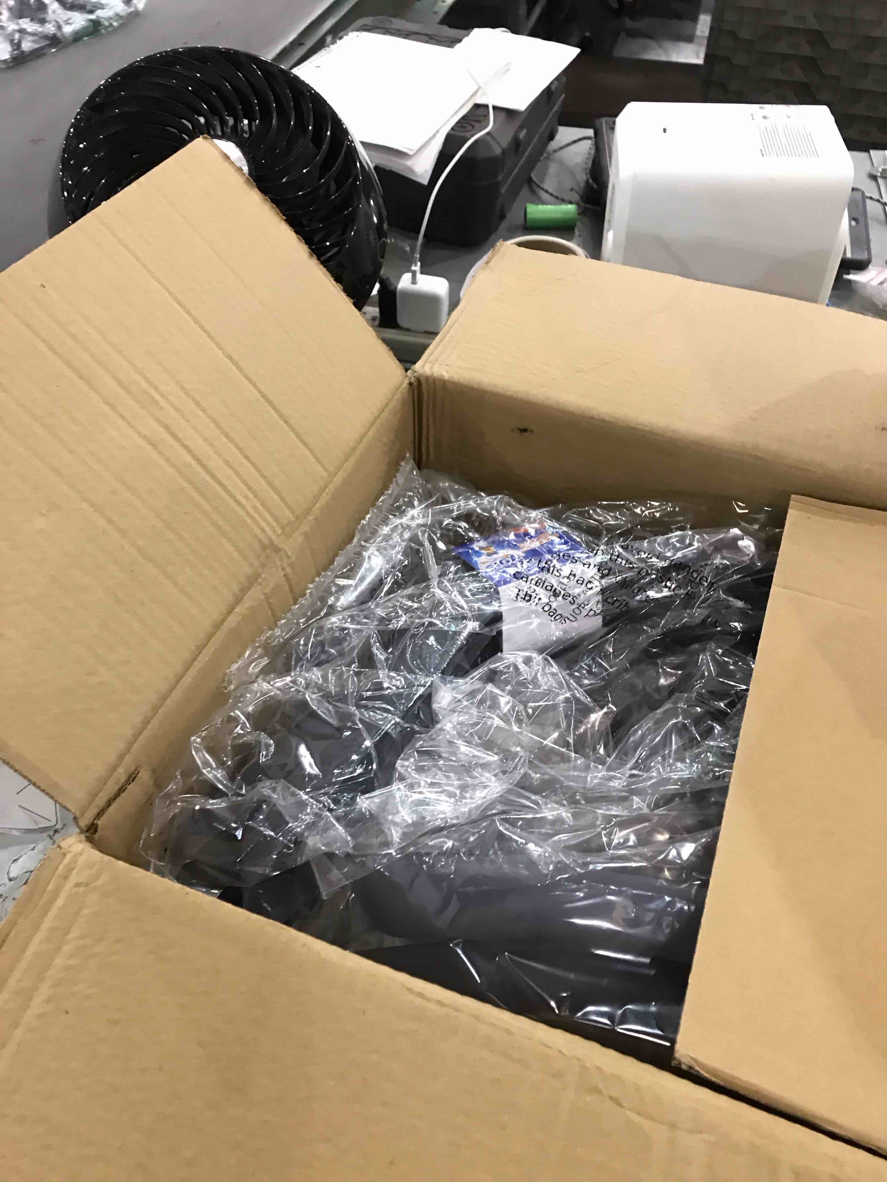 https://s3.amazonaws.com/lotting-images-prod/bidfta/EXS00644504_1697054869926.jpeg