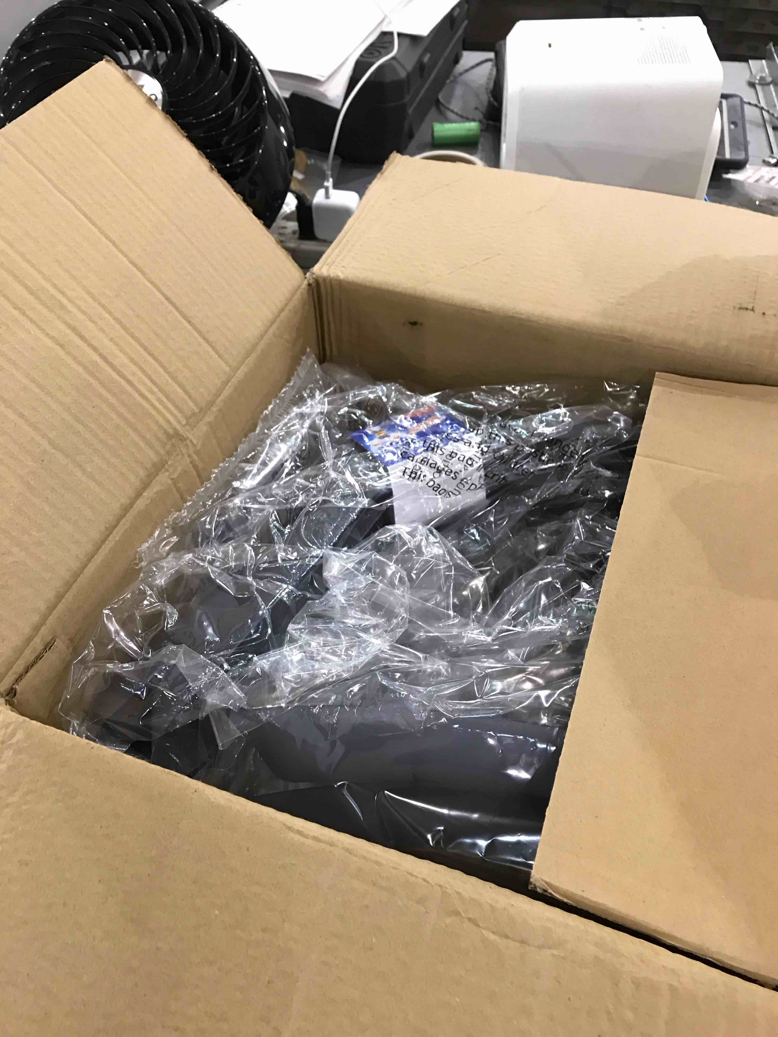 https://s3.amazonaws.com/lotting-images-prod/bidfta/EXS00644504_1697054871315.jpeg