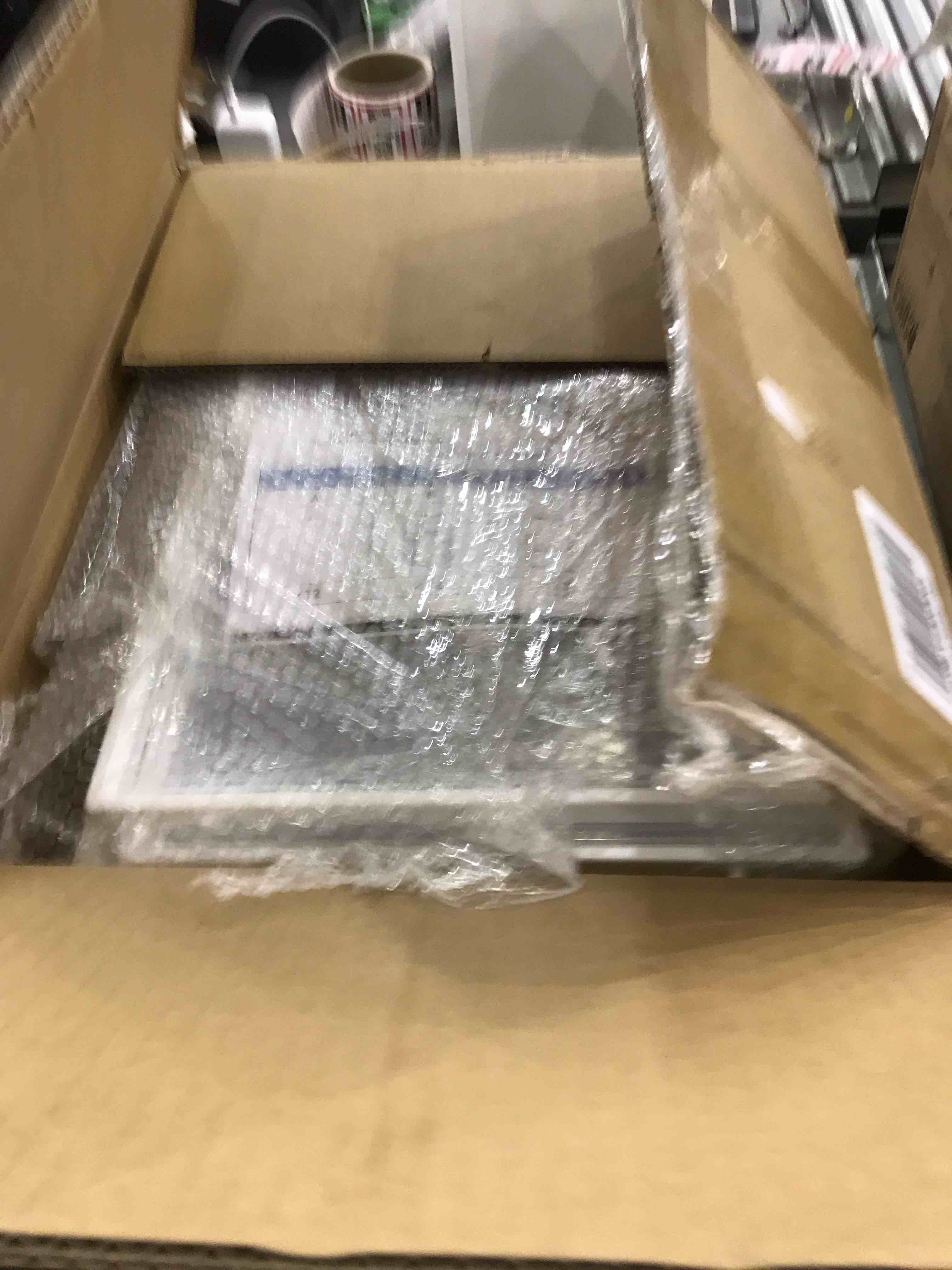 https://s3.amazonaws.com/lotting-images-prod/bidfta/EXS00644617_1697121617829.jpeg