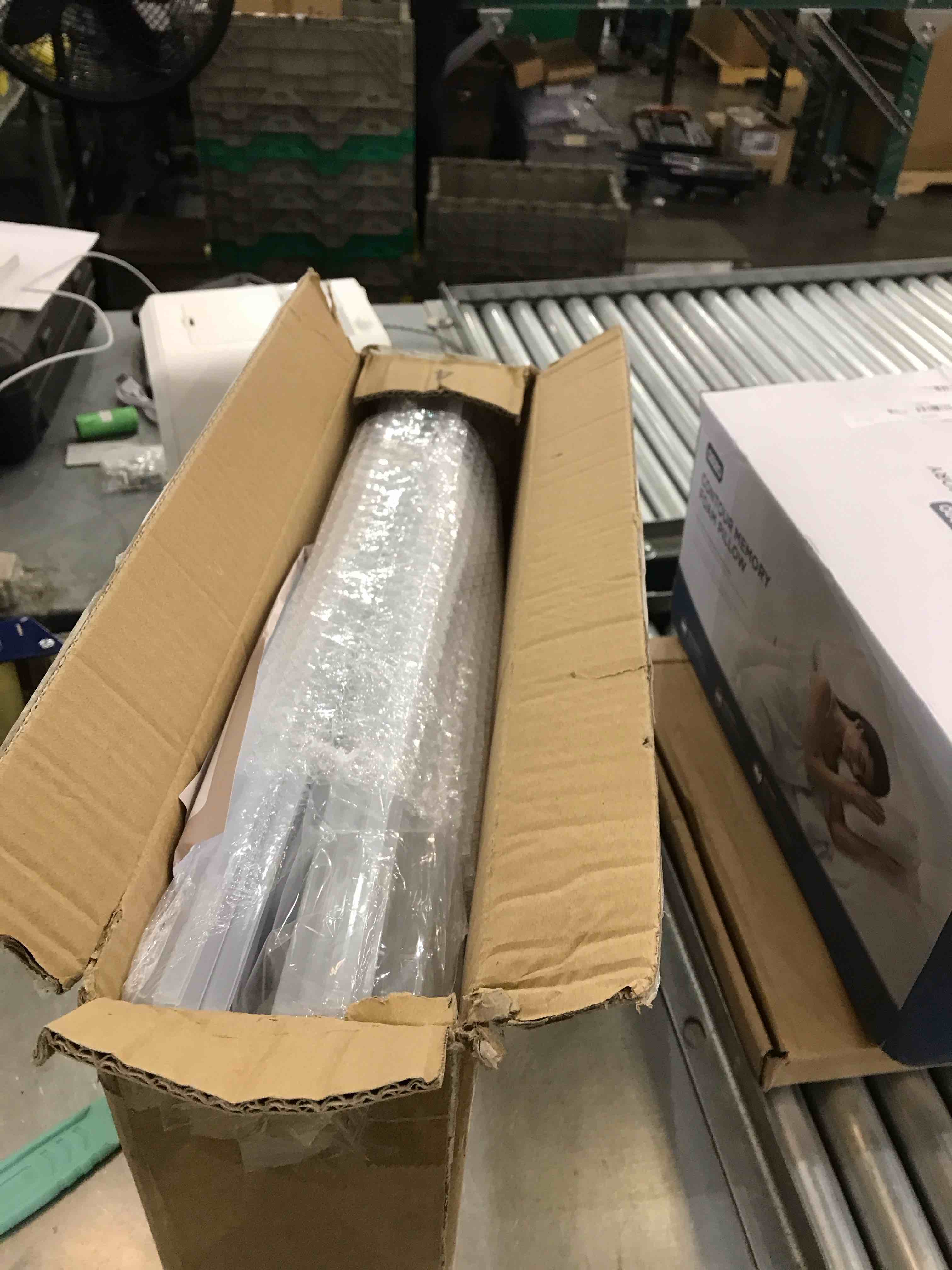 https://s3.amazonaws.com/lotting-images-prod/bidfta/EXS00644815_1697206843474.jpeg