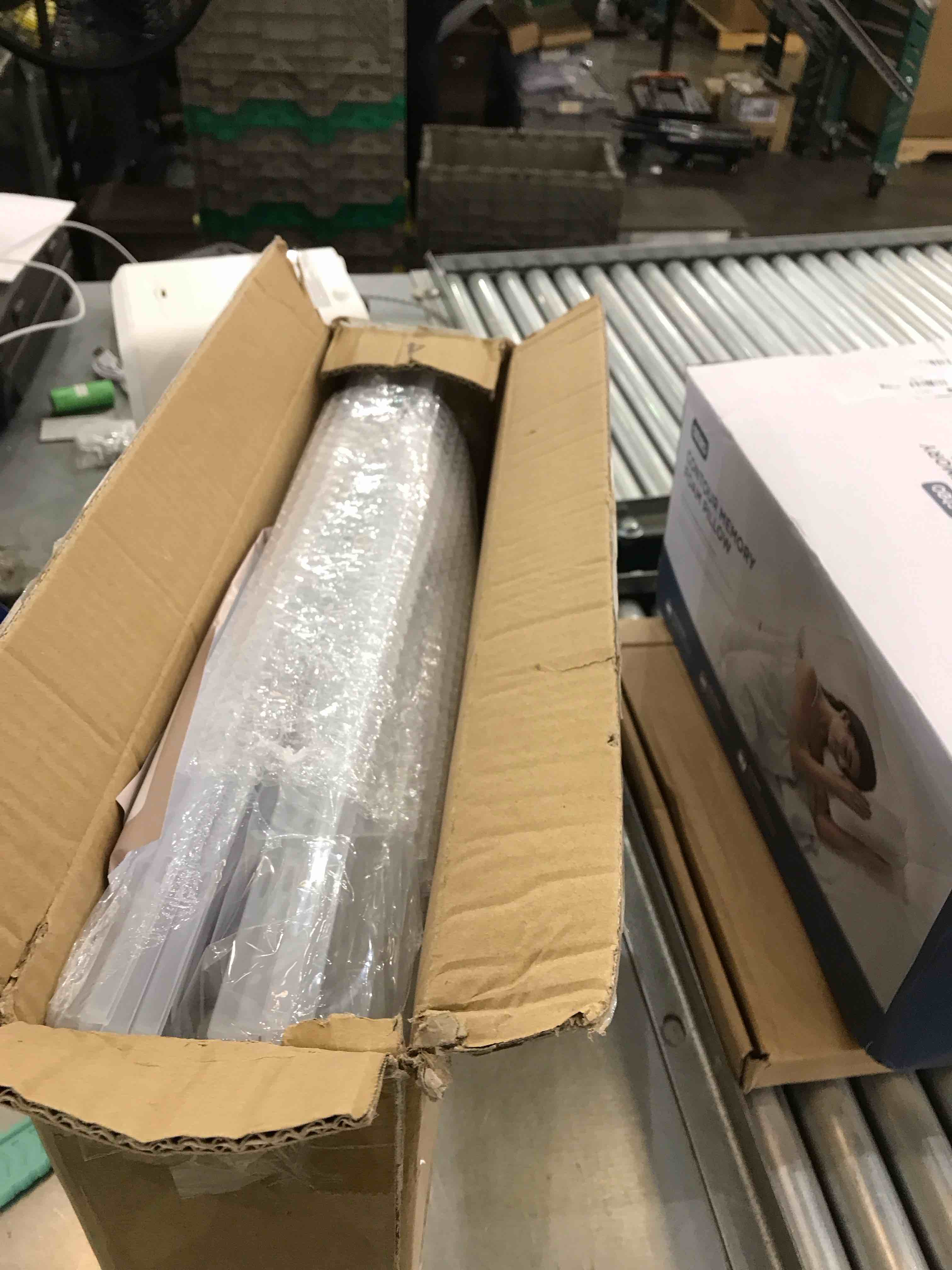 https://s3.amazonaws.com/lotting-images-prod/bidfta/EXS00644815_1697206844587.jpeg