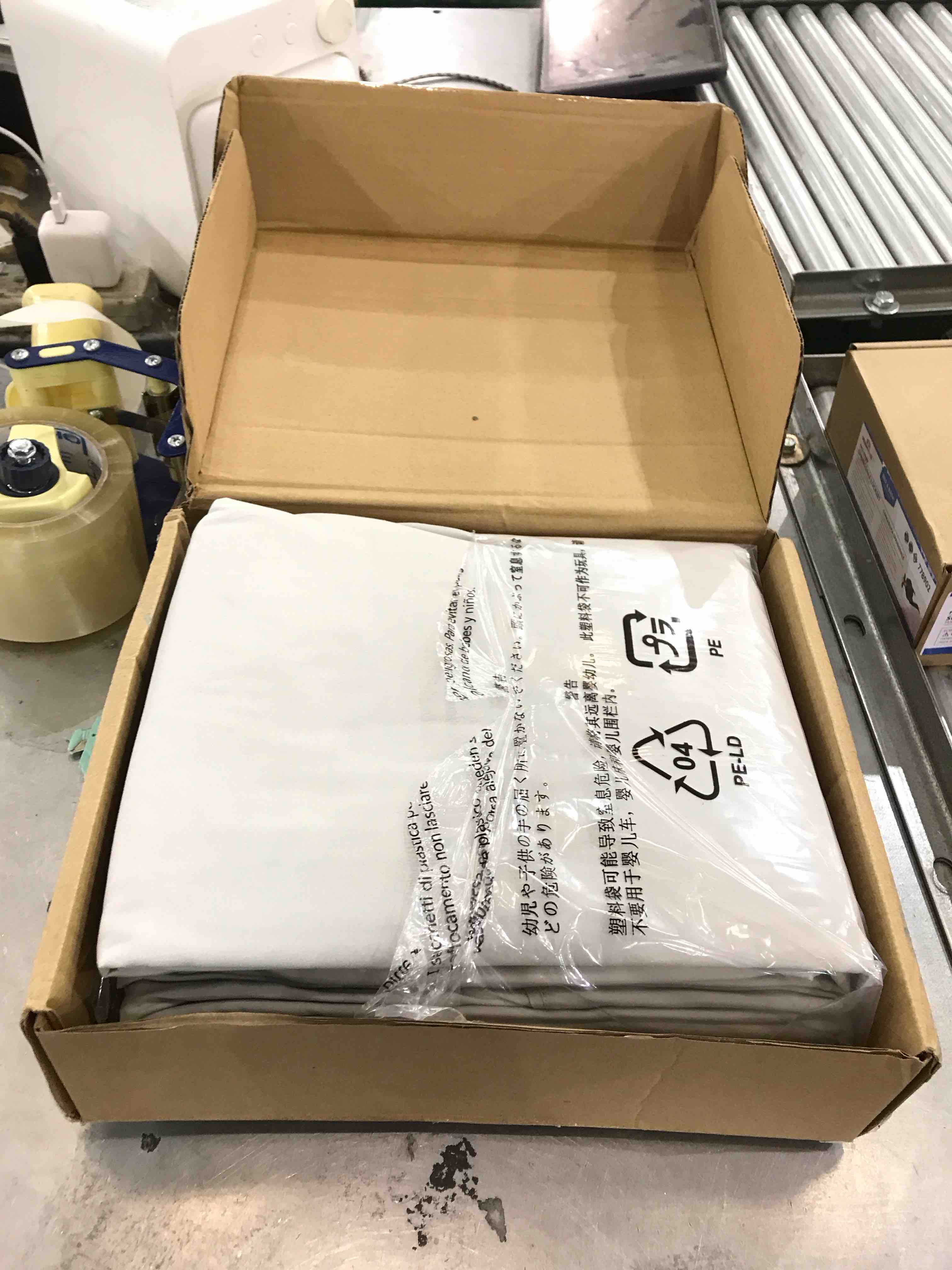https://s3.amazonaws.com/lotting-images-prod/bidfta/EXS00644985_1697466797340.jpeg