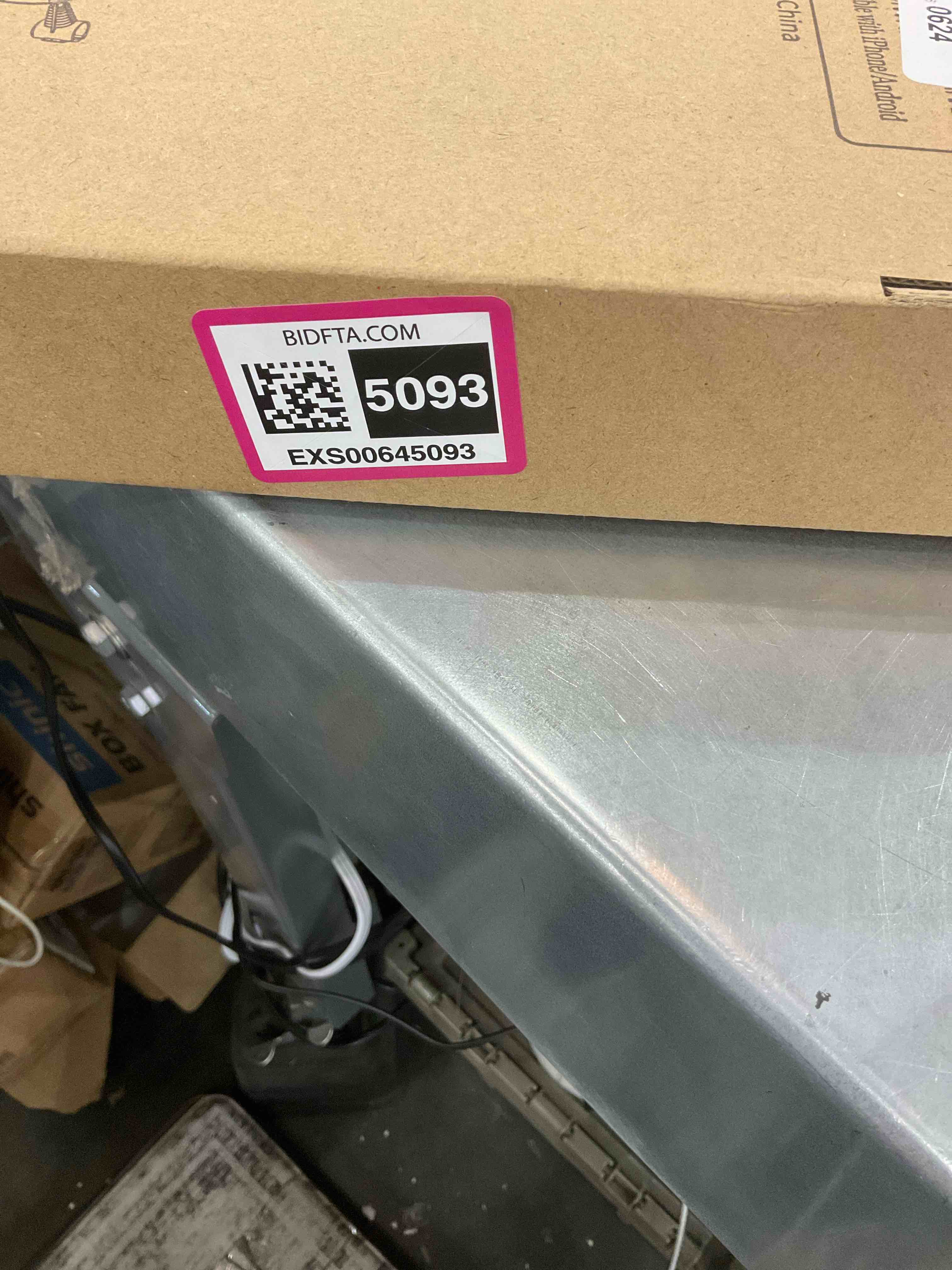 https://s3.amazonaws.com/lotting-images-prod/bidfta/EXS00645093_1697206757274.jpeg