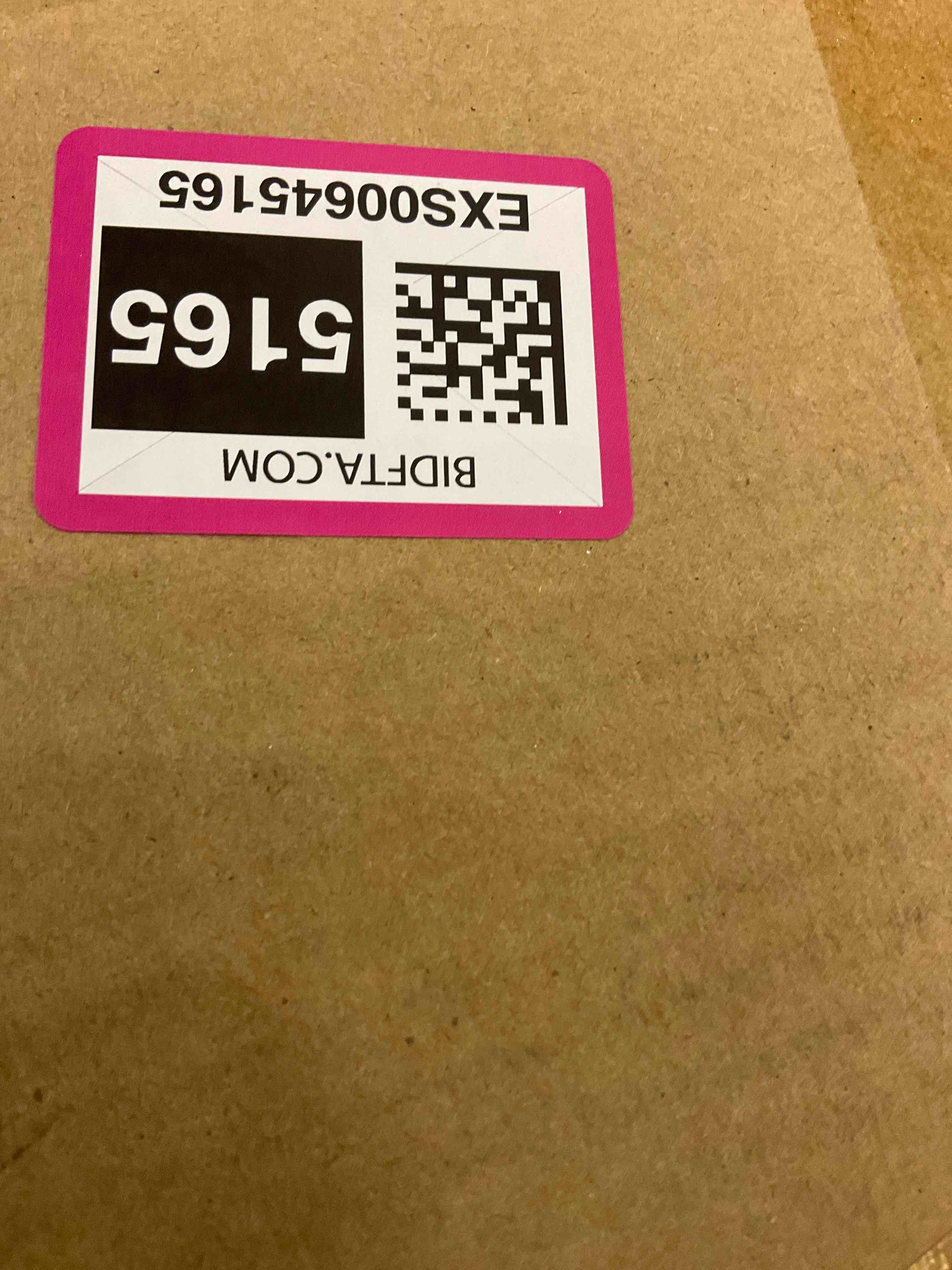 https://s3.amazonaws.com/lotting-images-prod/bidfta/EXS00645165_1697218264701.jpeg