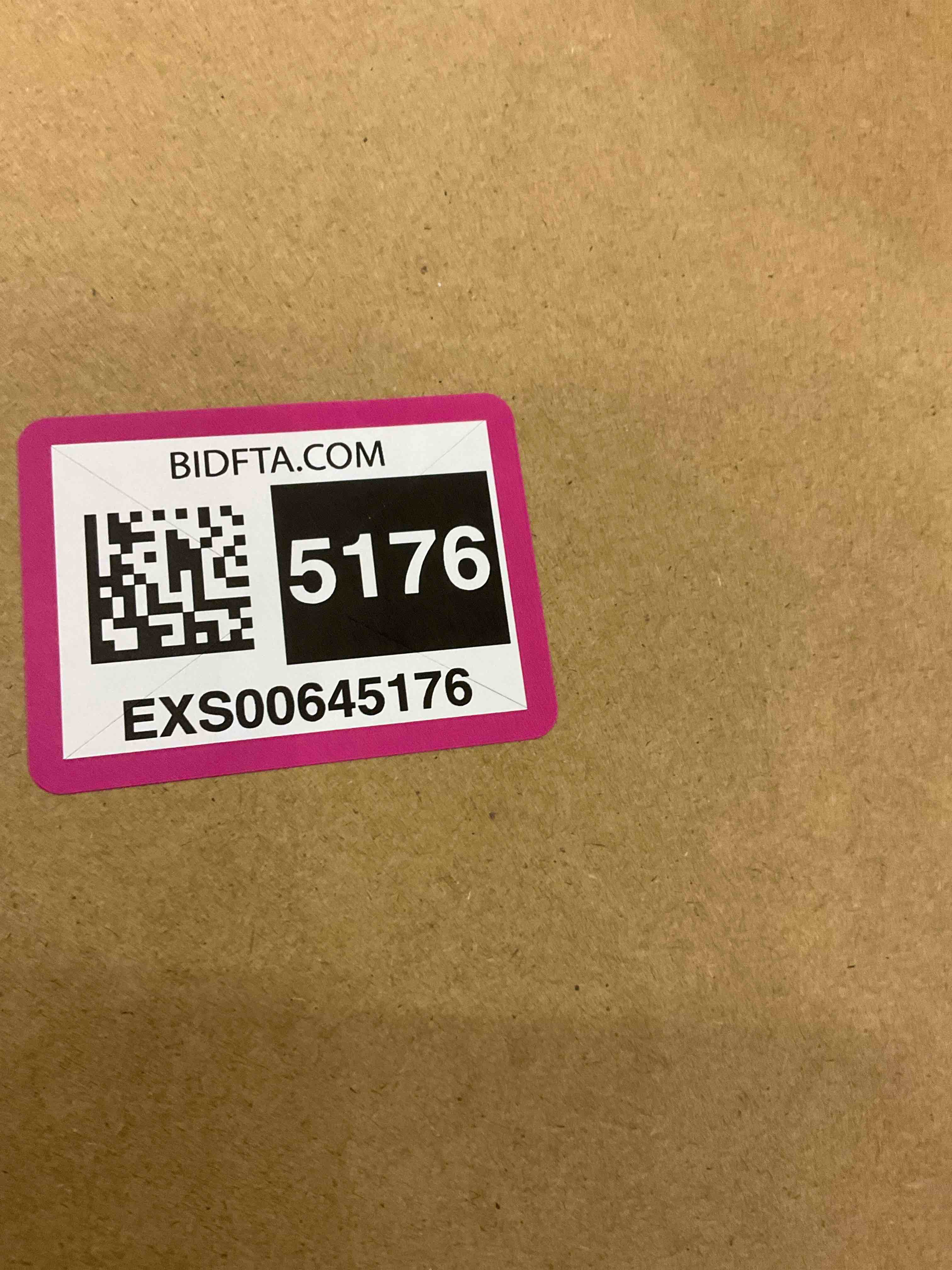 https://s3.amazonaws.com/lotting-images-prod/bidfta/EXS00645176_1697219673705.jpeg