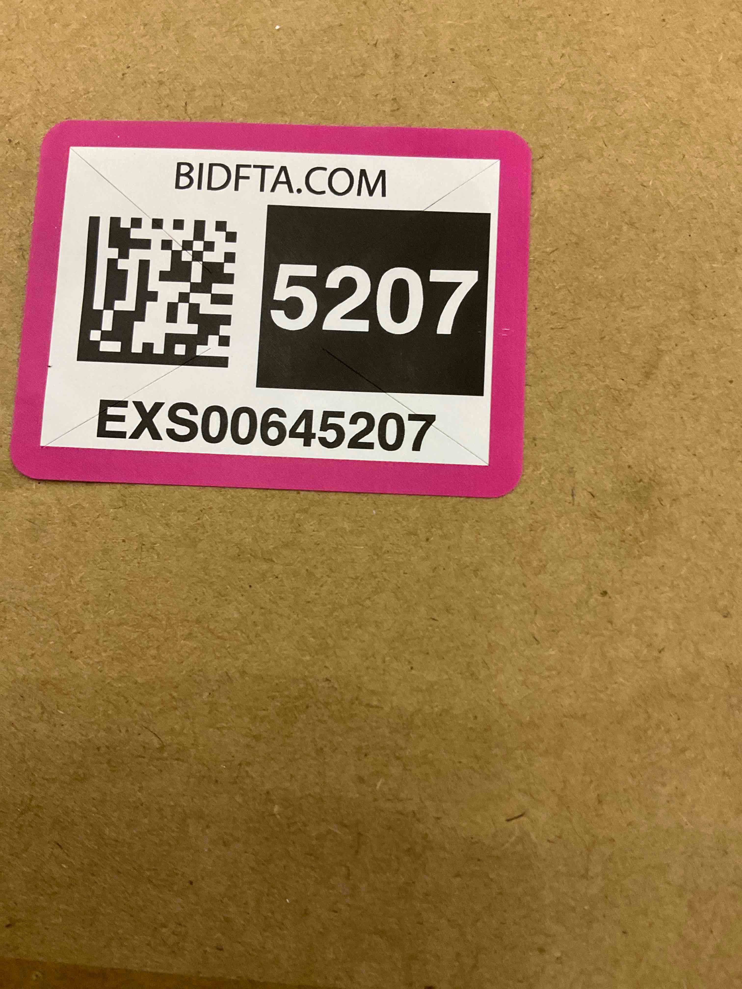 https://s3.amazonaws.com/lotting-images-prod/bidfta/EXS00645207_1697224519799.jpeg