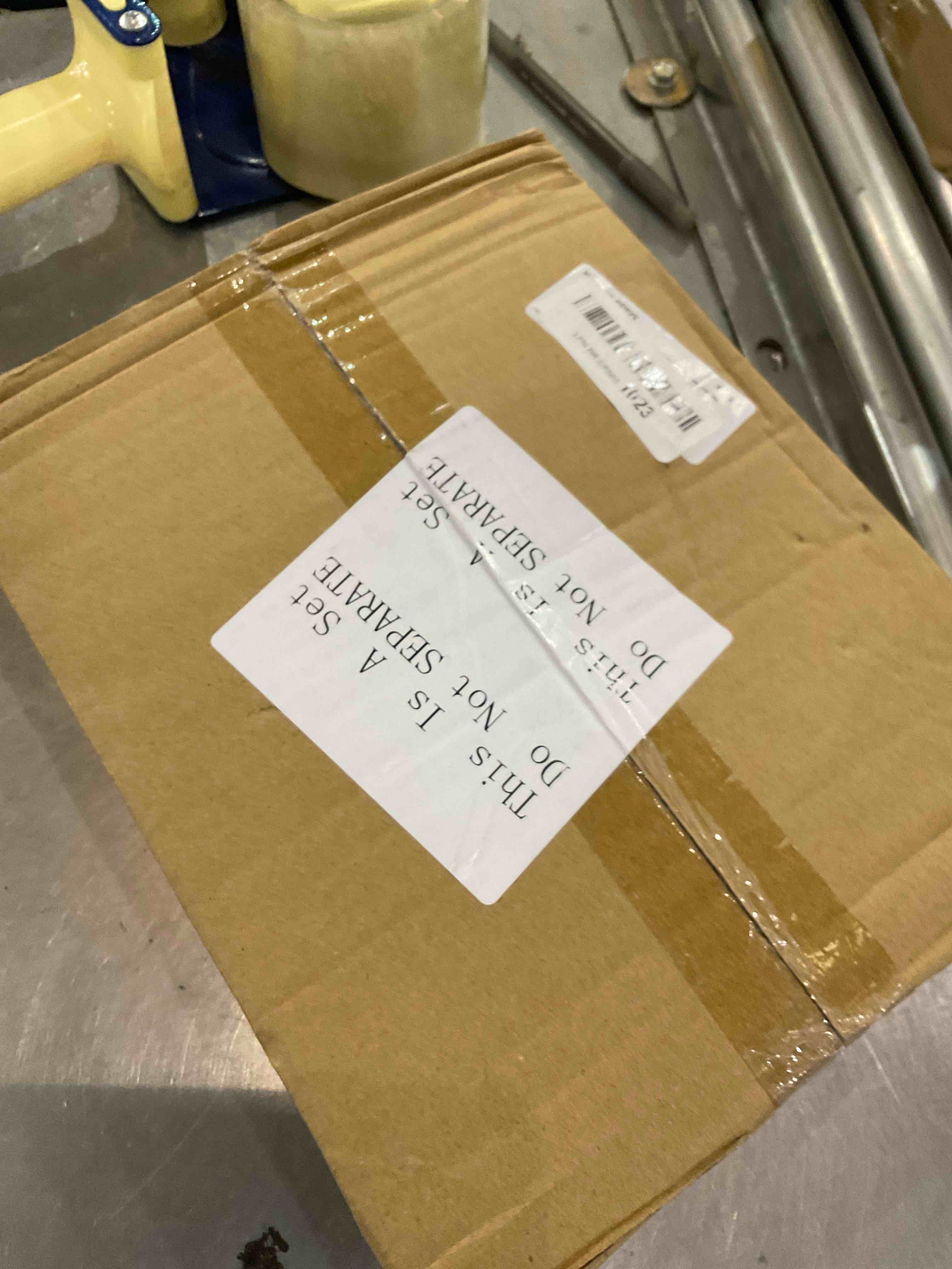 https://s3.amazonaws.com/lotting-images-prod/bidfta/EXS00645714_1696944369725.jpeg