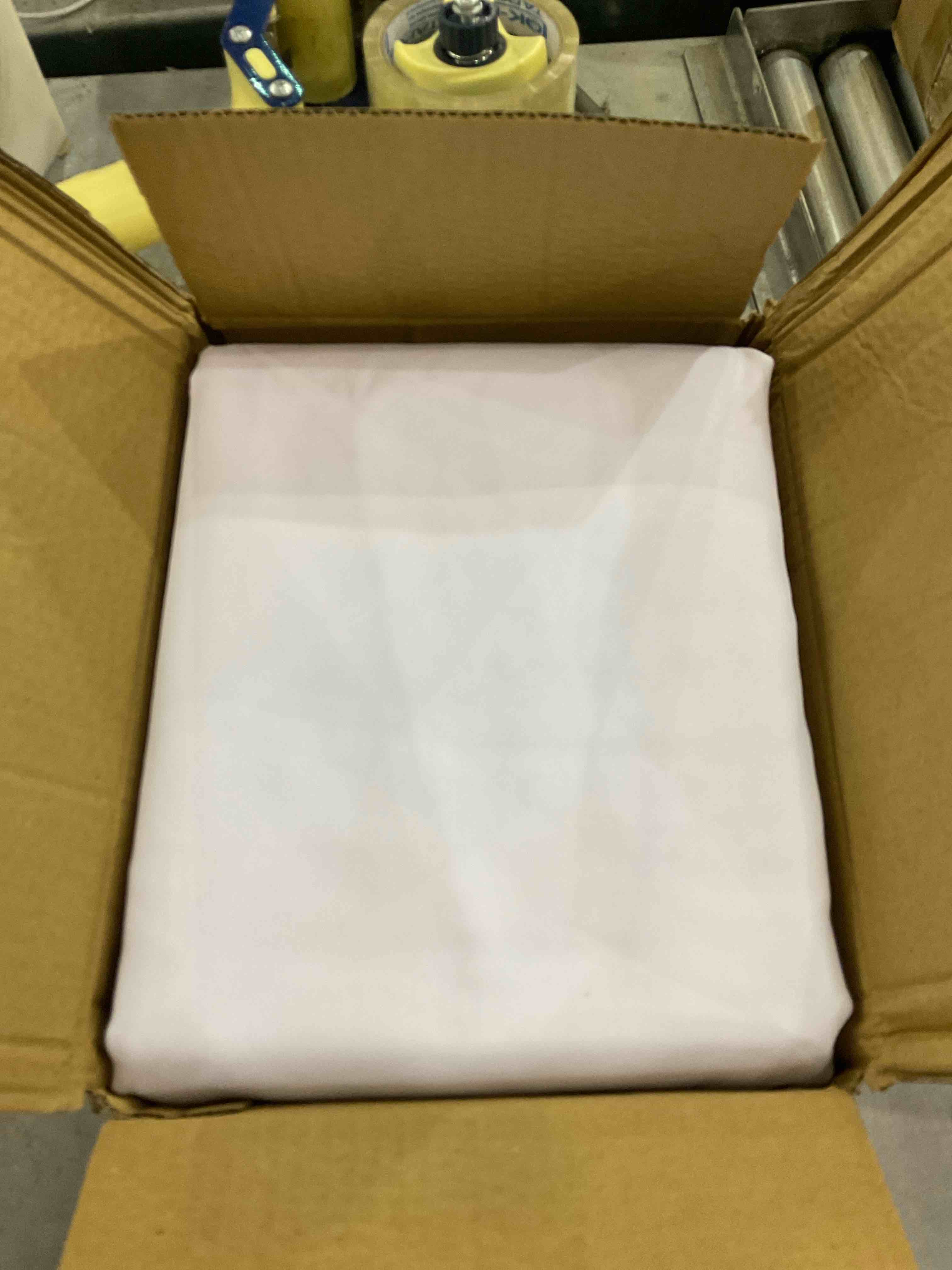 https://s3.amazonaws.com/lotting-images-prod/bidfta/EXS00645714_1696944391341.jpeg
