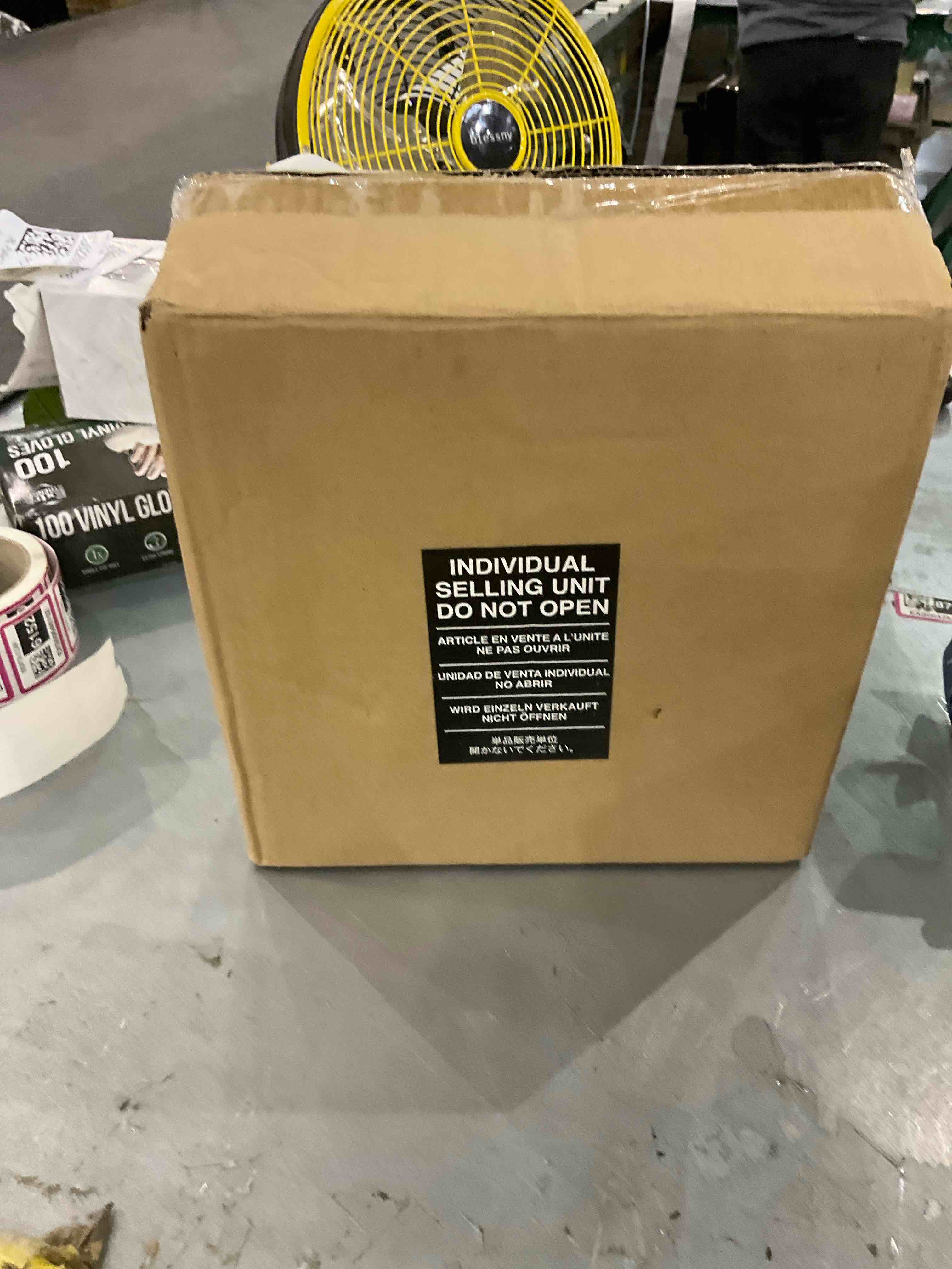 https://s3.amazonaws.com/lotting-images-prod/bidfta/EXS00646146_1697027486176.jpeg