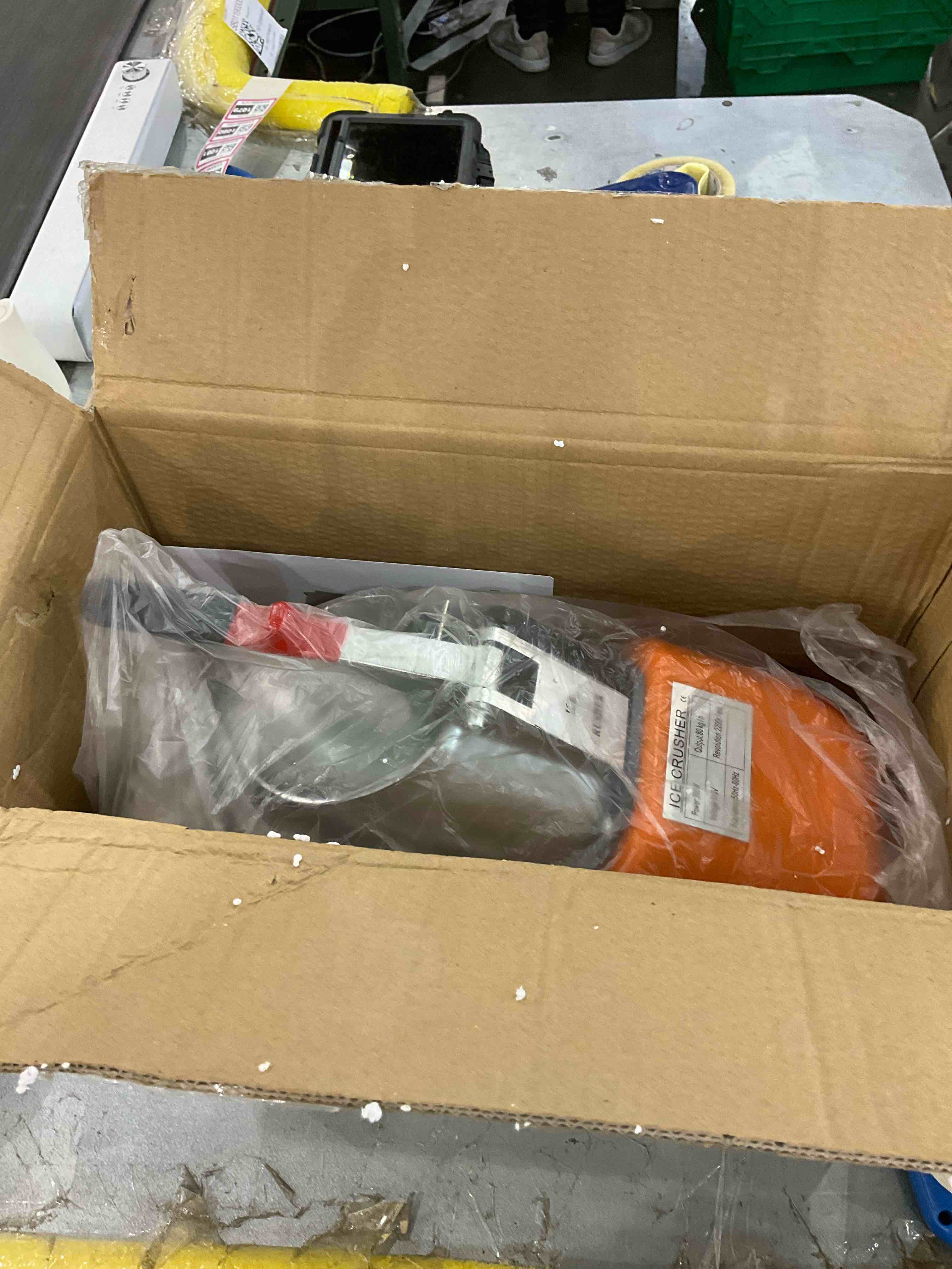 https://s3.amazonaws.com/lotting-images-prod/bidfta/EXS00646447_1697199375998.jpeg