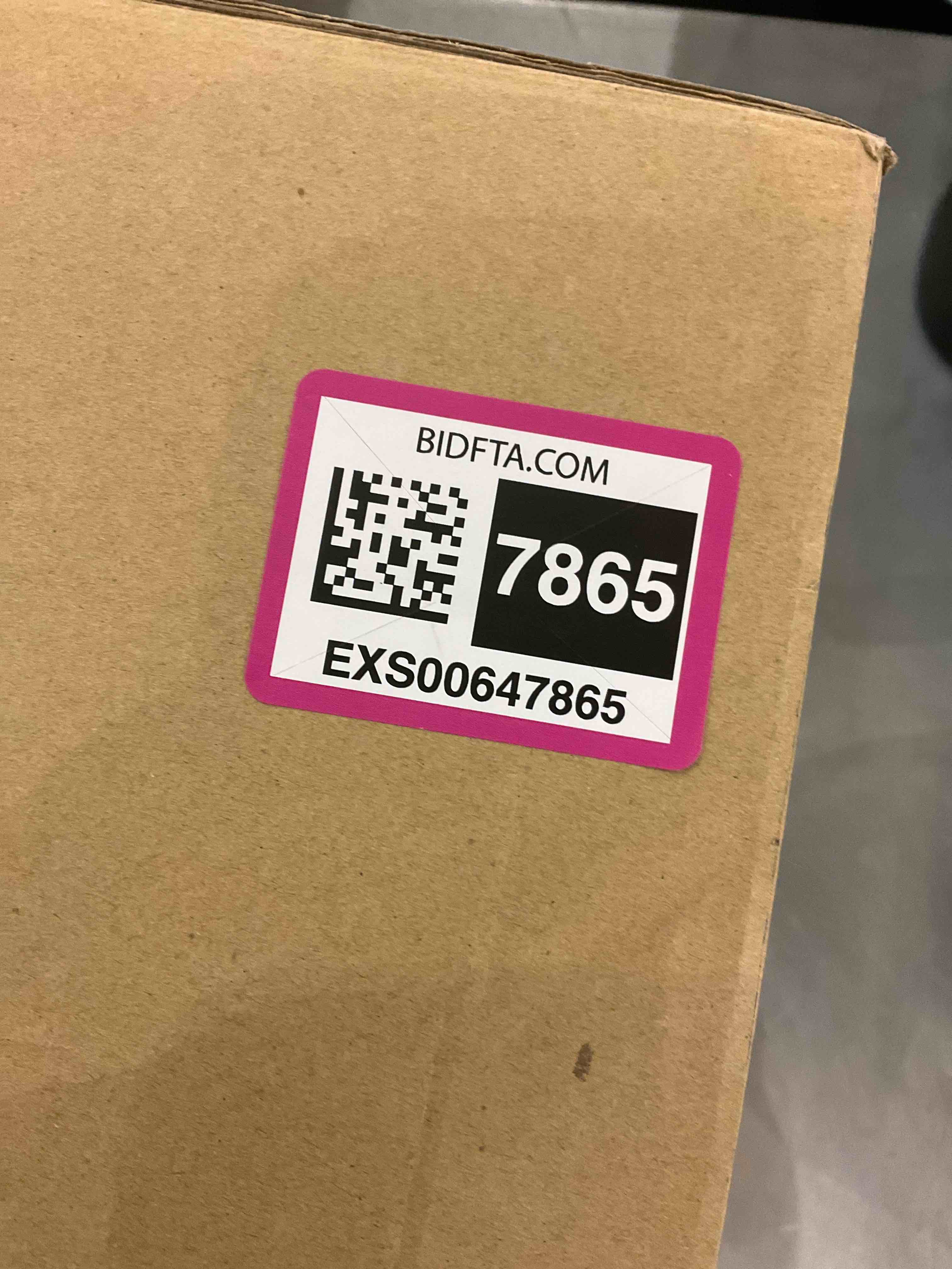 https://s3.amazonaws.com/lotting-images-prod/bidfta/EXS00647865_1697120801342.jpeg