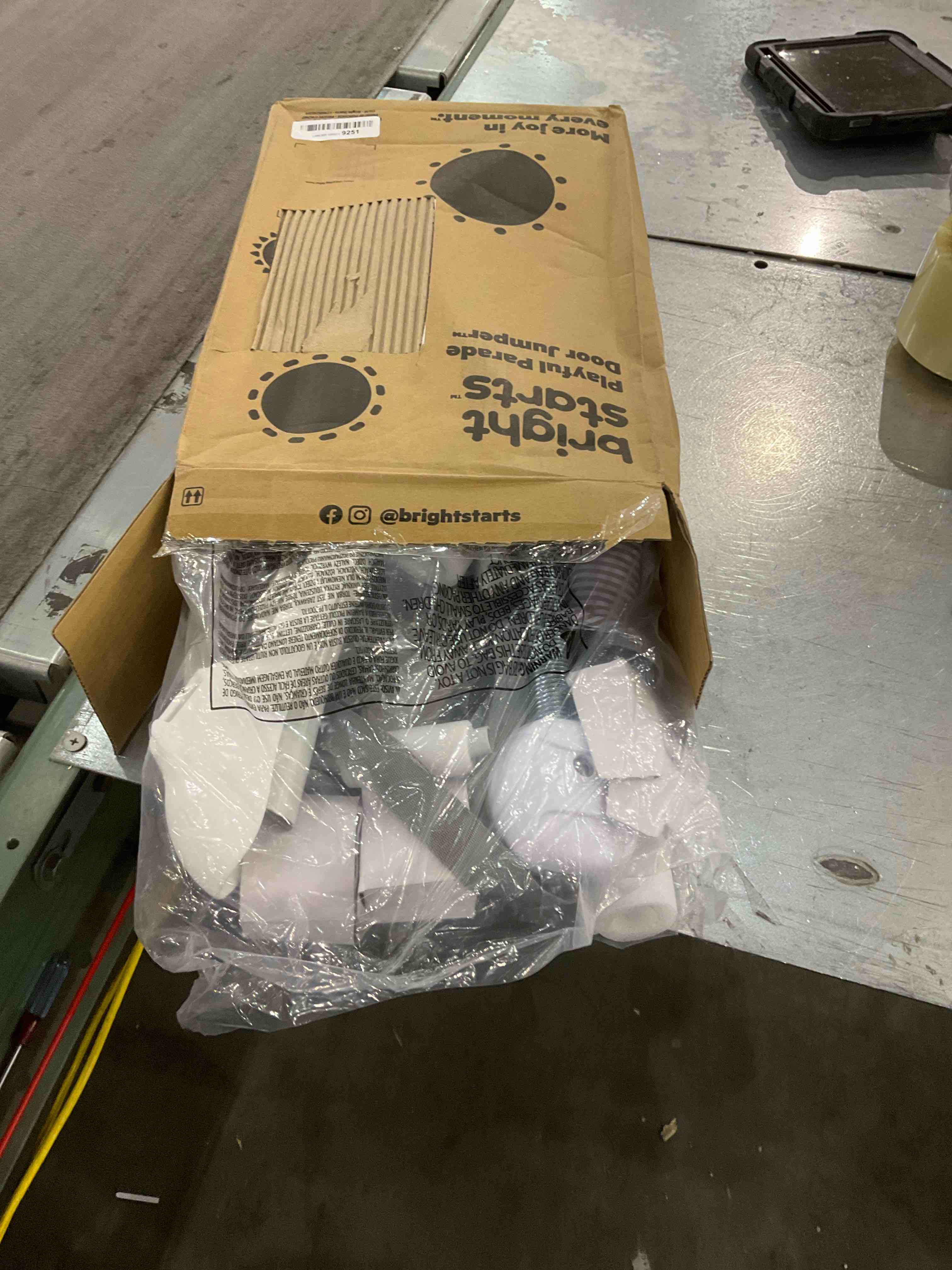 https://s3.amazonaws.com/lotting-images-prod/bidfta/EXS00648041_1697228177200.jpeg