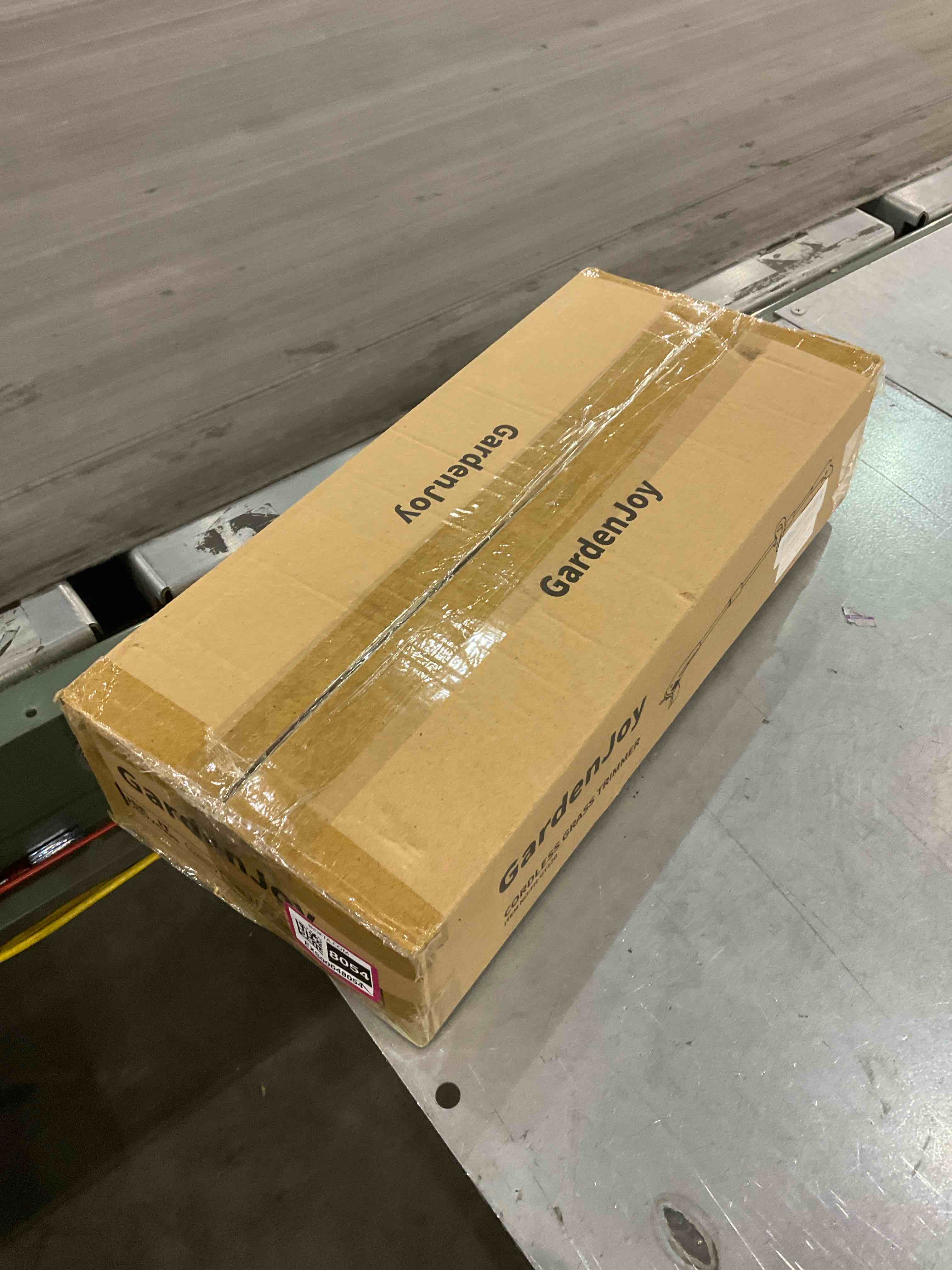 https://s3.amazonaws.com/lotting-images-prod/bidfta/EXS00648054_1697455932470.jpeg