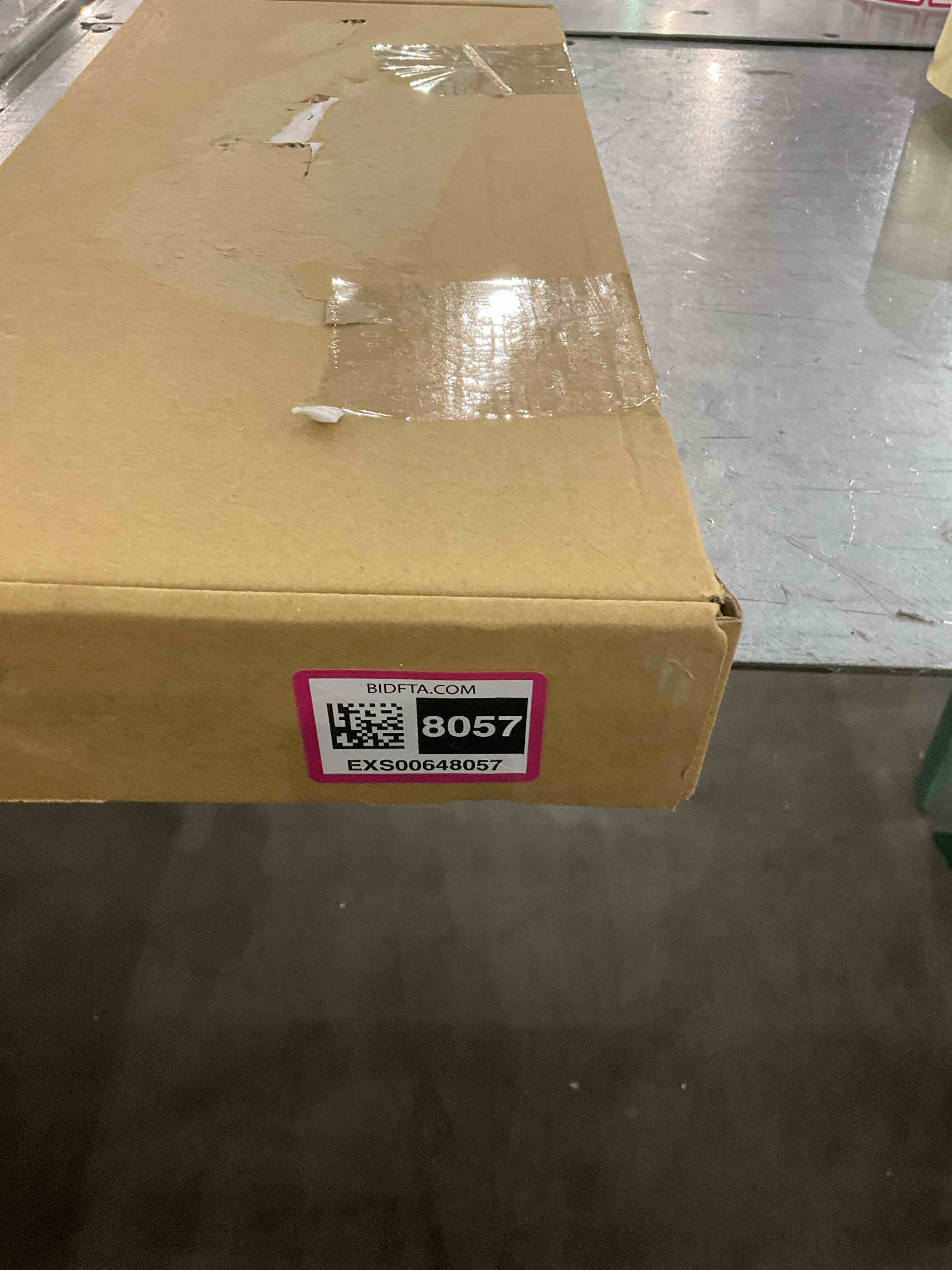 https://s3.amazonaws.com/lotting-images-prod/bidfta/EXS00648057_1697456330352.jpeg