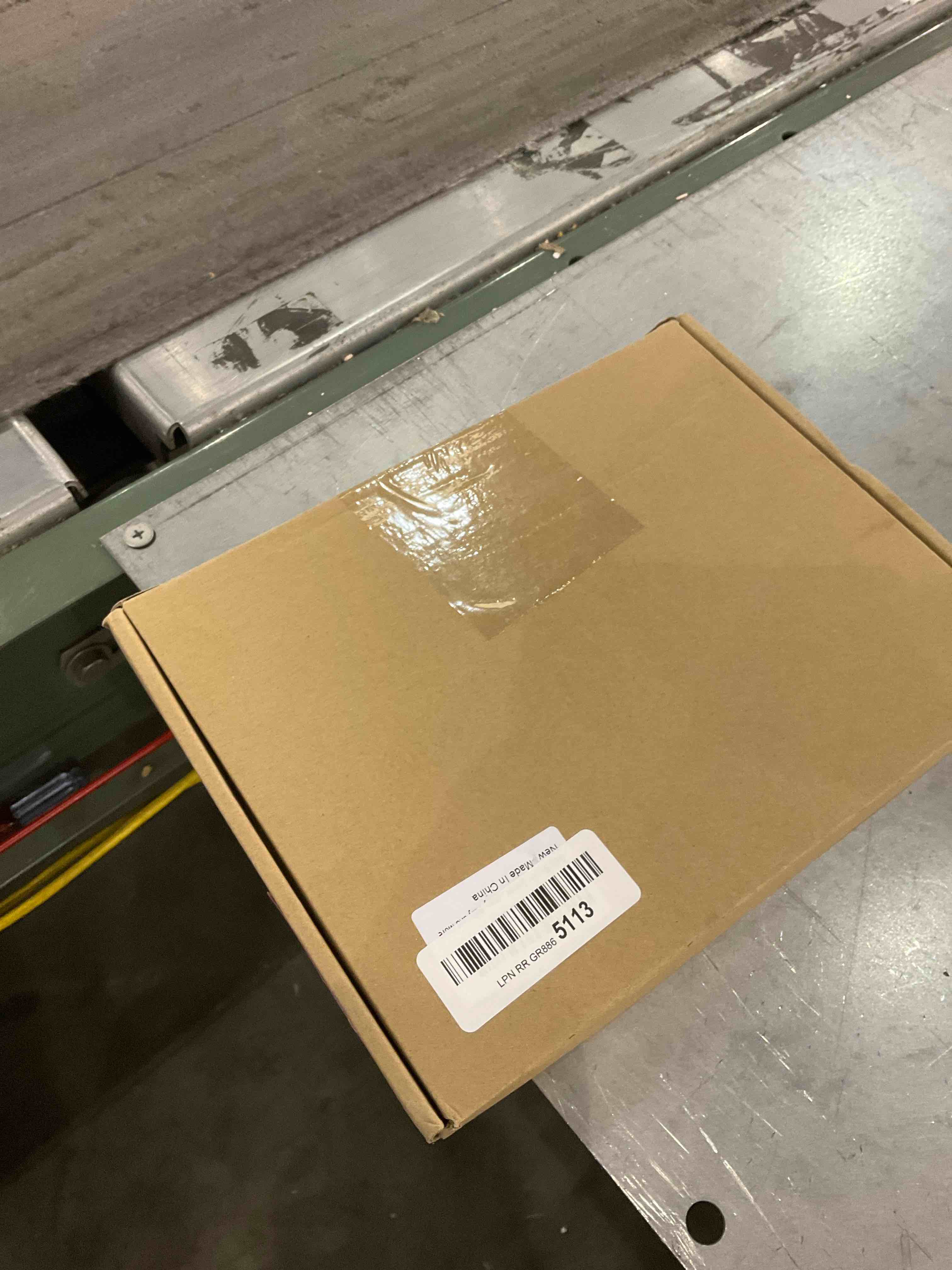 https://s3.amazonaws.com/lotting-images-prod/bidfta/EXS00648084_1697459908455.jpeg